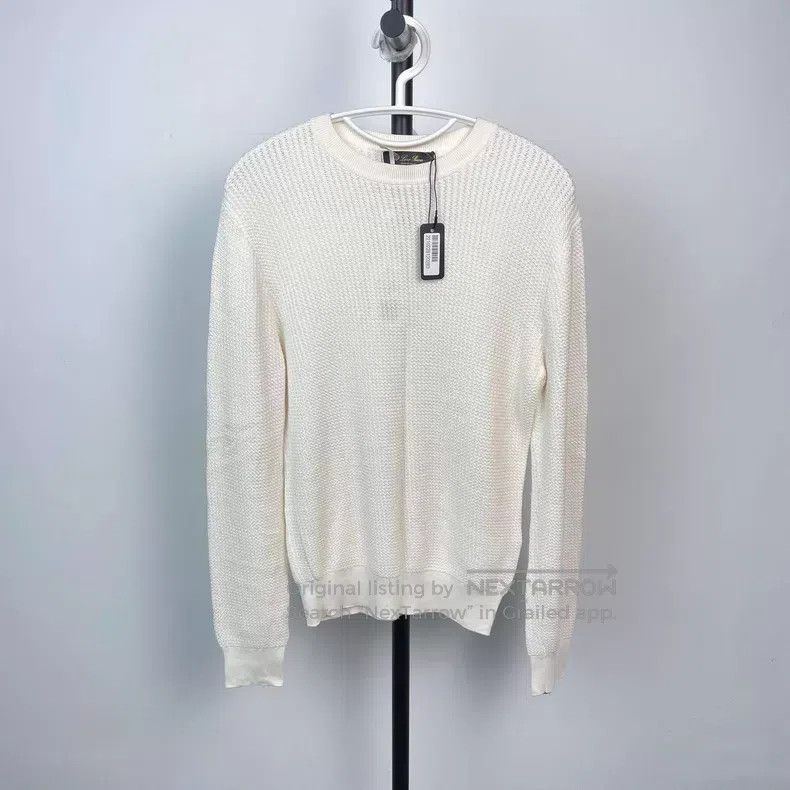Loro Piana Loro Piana White round neck knit slim fit cardigan Size XS / US 0-2 / IT 36-38 - 1 Thumbnail