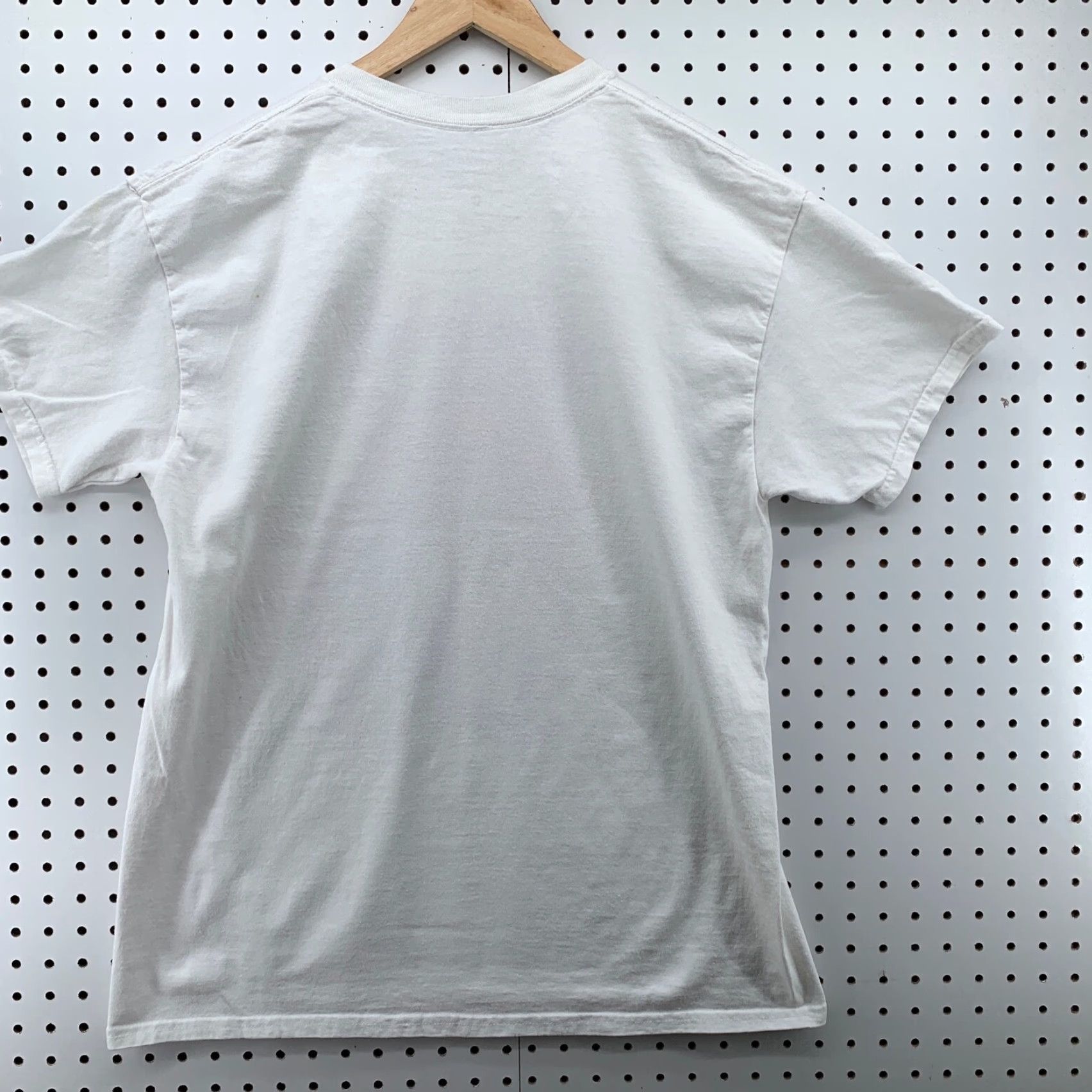 Vintage Aaliyah Shirt White Crew Neck Short Sleeve Regular Fit Mens L Ripple Junction Airbrush Logo 90s Music Size US L / EU 52-54 / 3 - 8 Thumbnail