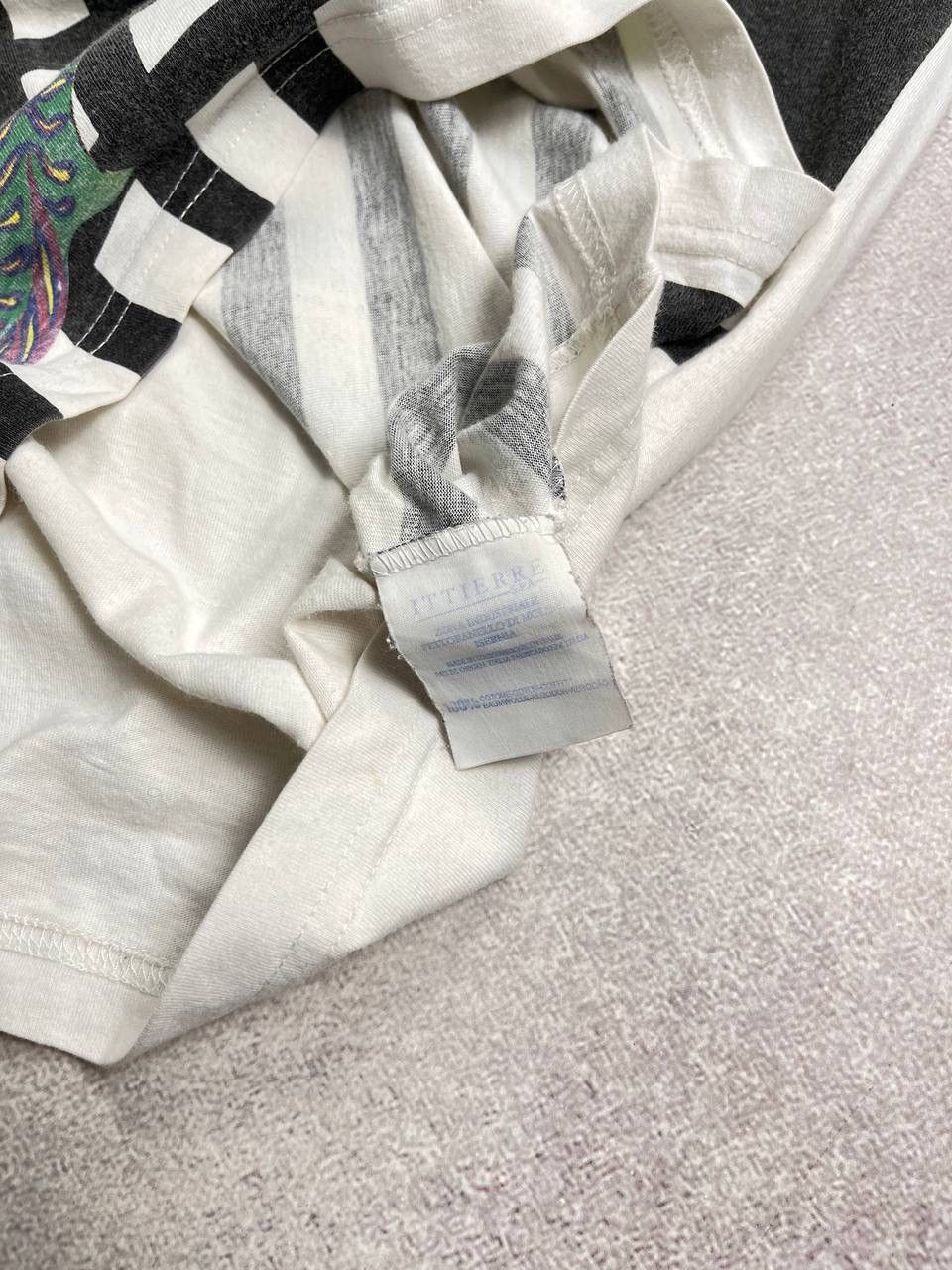 Versace Vintage Versace Abstract Animals T-shirt S Size US S / EU 44-46 / 1 - 6 Thumbnail