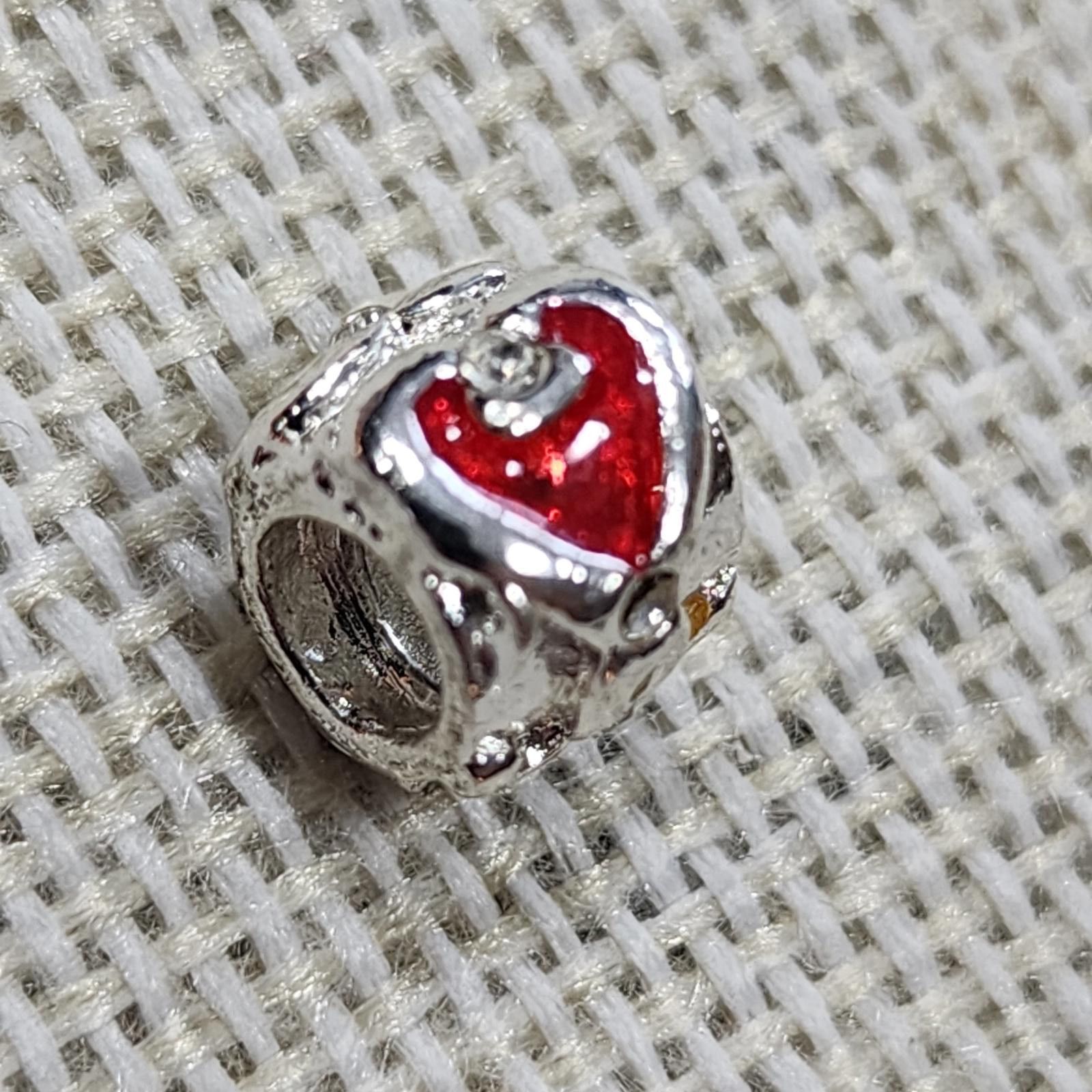 The Unbranded Brand Silver Tone Charm Bead with Red Heart Enamel Size ONE SIZE - 1 Thumbnail