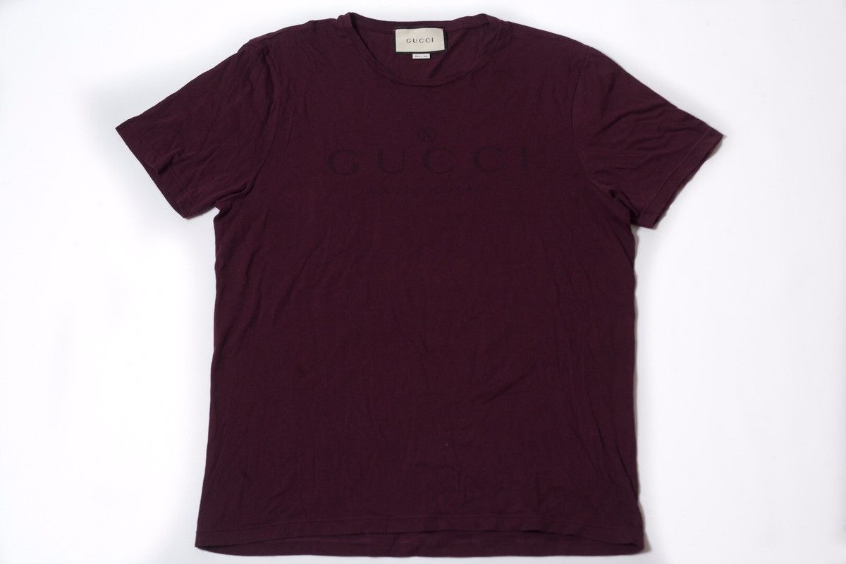 Gucci Gucci Logo Burgundy T-Shirt Size US XL / EU 56 / 4 - 1 Thumbnail