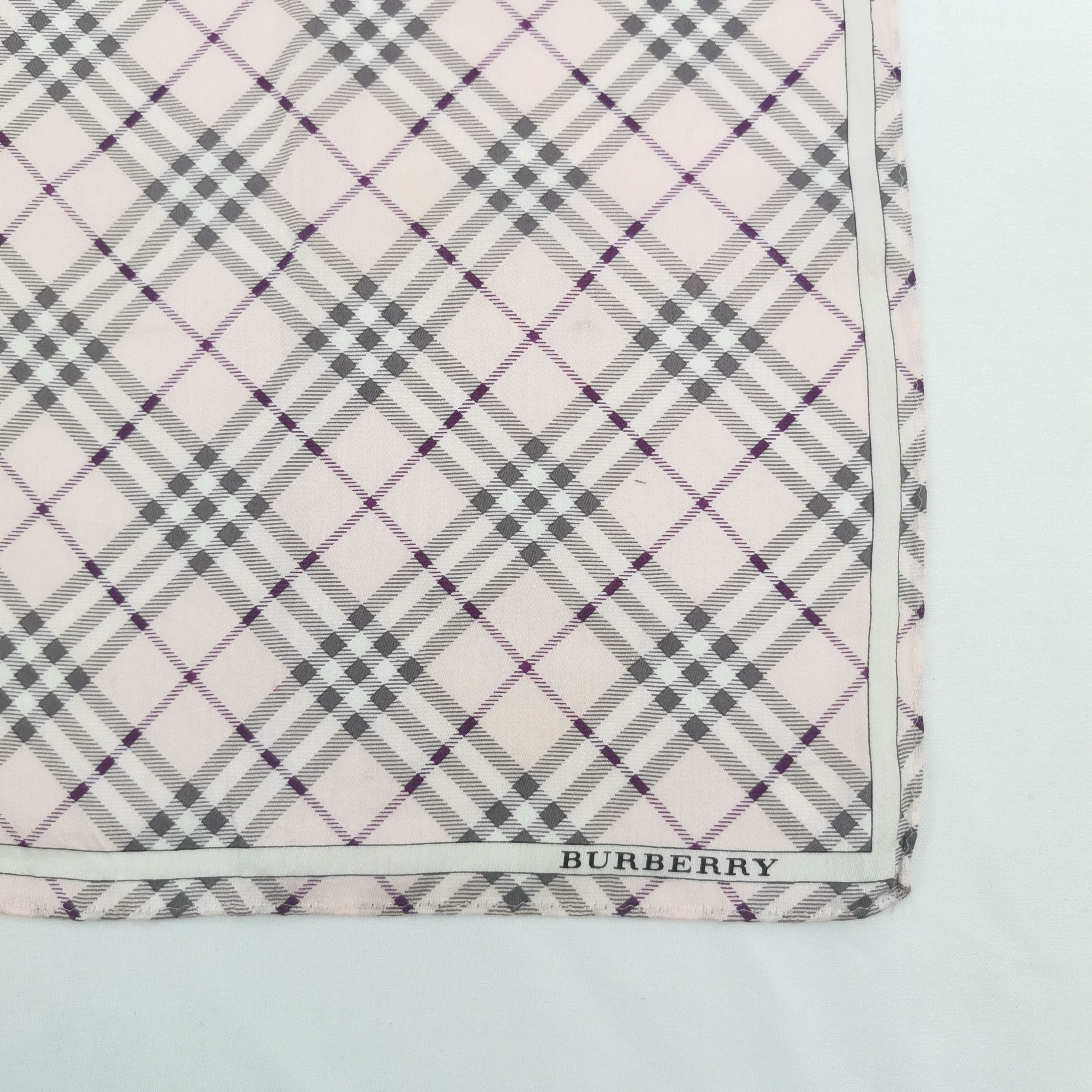 Burberry Vintage Burberry Handkerchief 56789 Size ONE SIZE - 3 Thumbnail