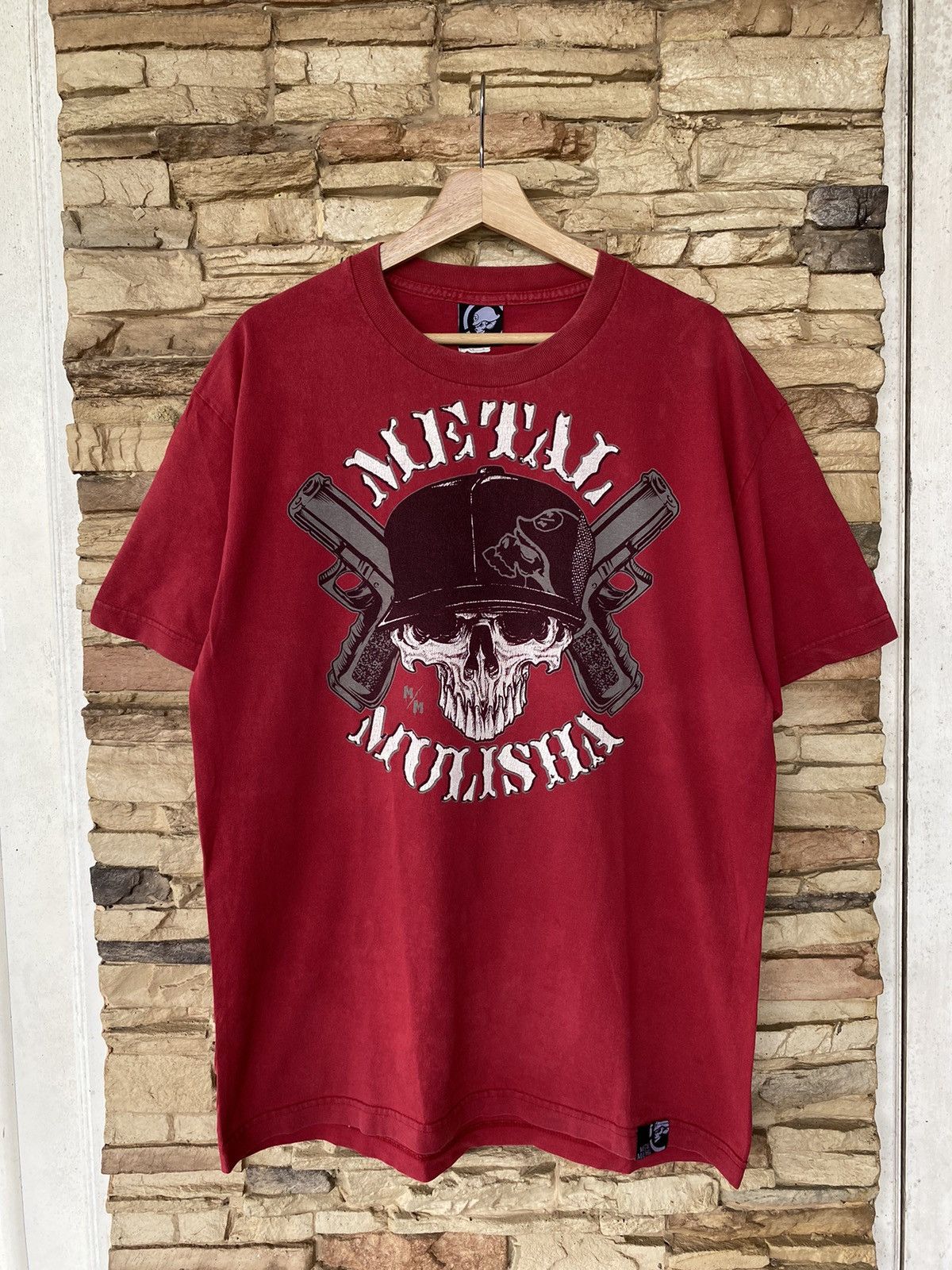 Band Tees × Metal Mulisha × Vintage Metal Mulisha Skull Double Pistol Red Tshirt Size US L / EU 52-54 / 3 - 1 Thumbnail