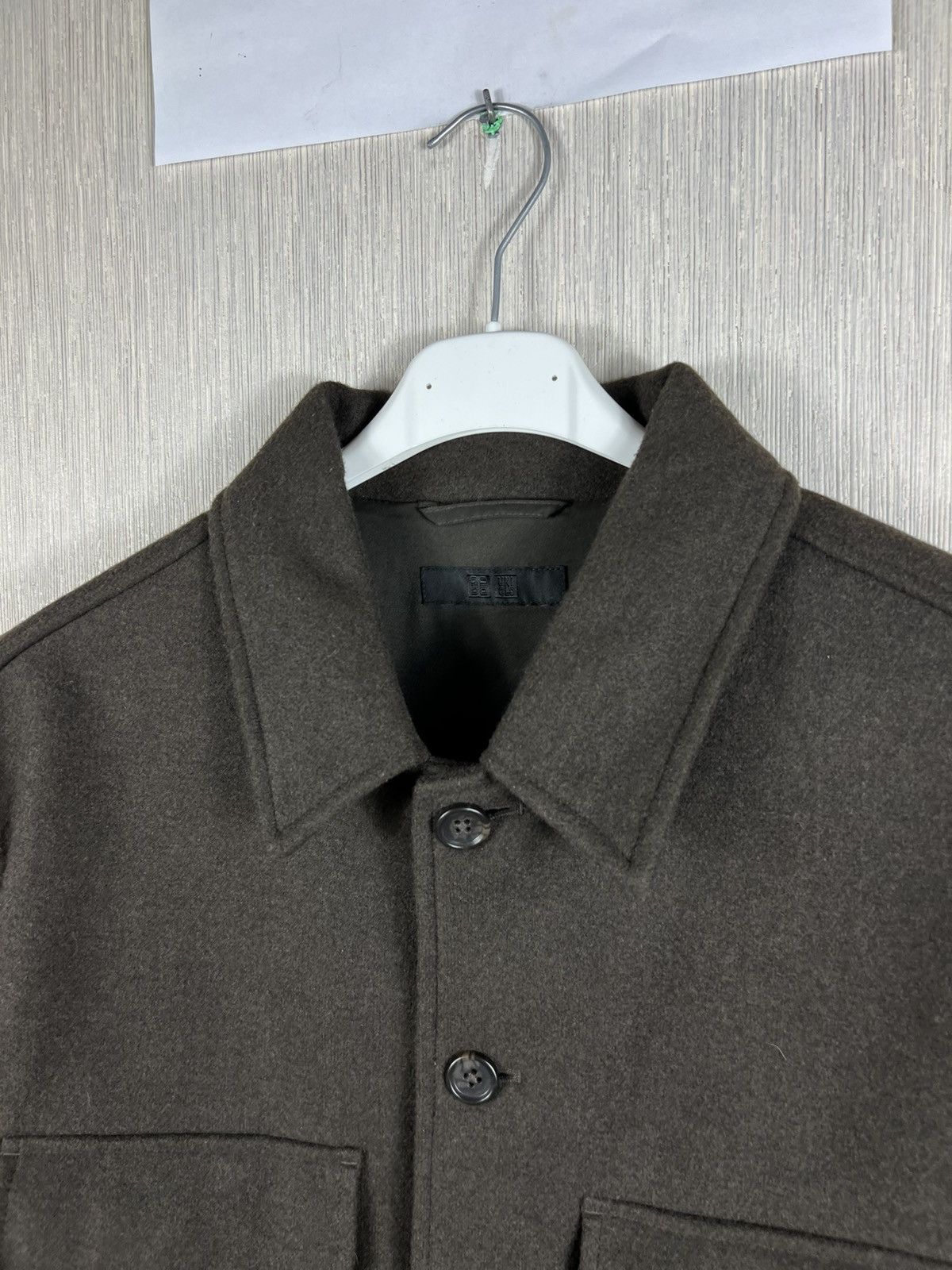 Uniqlo Uniqlo classic overshirt jacket button up with pockets Size US M / EU 48-50 / 2 - 7 Thumbnail