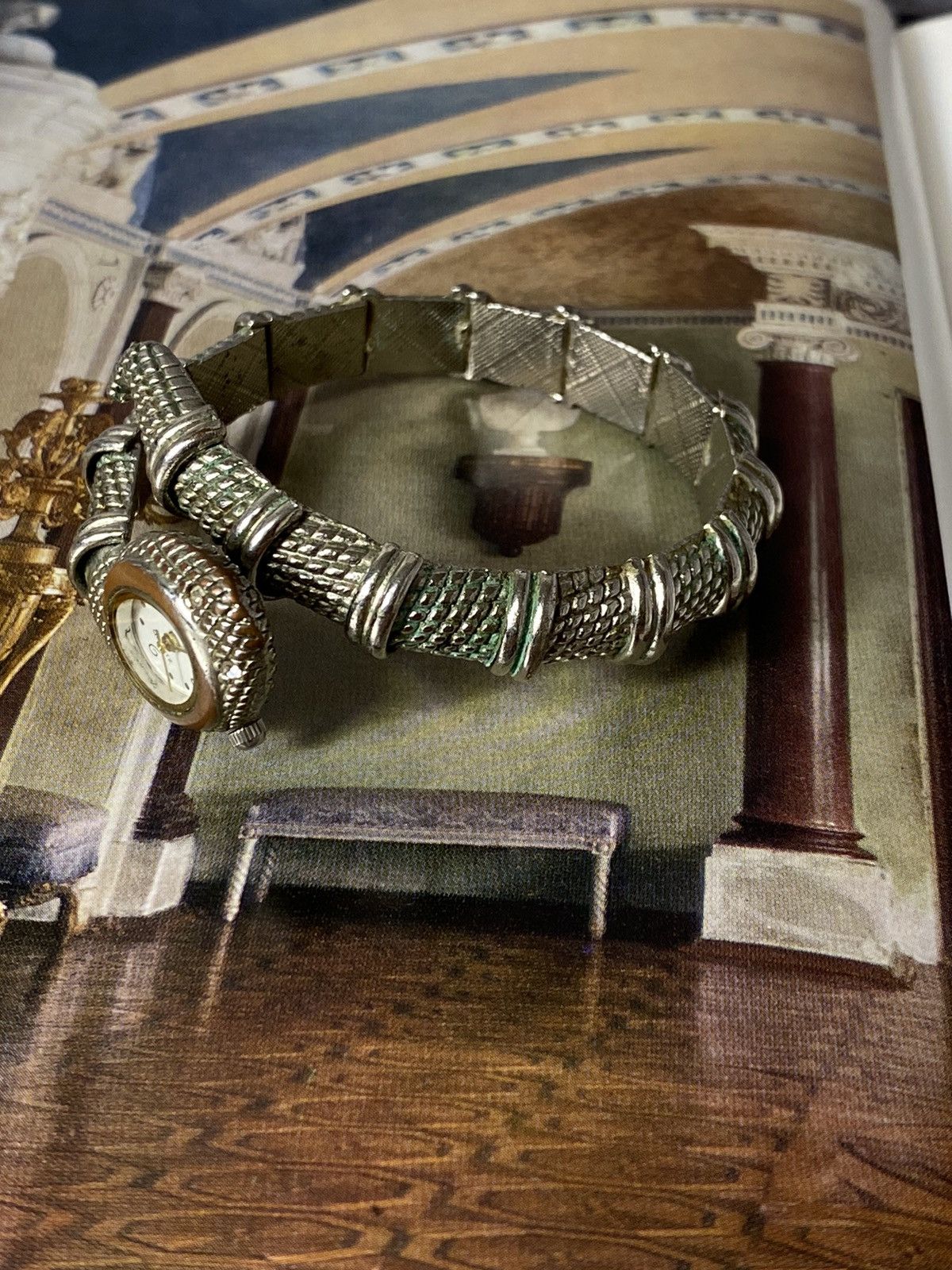 Jewelry Vintage Snake Coil Watch Bracelet Rare Size ONE SIZE - 7 Thumbnail