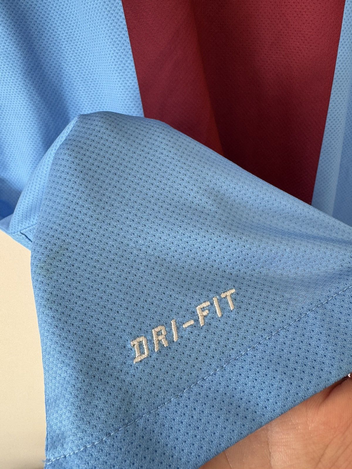 Nike Trabzonspor 2013-2014 Home Soccer Jersey Nike Football Shirt Size US M / EU 48-50 / 2 - 11 Thumbnail
