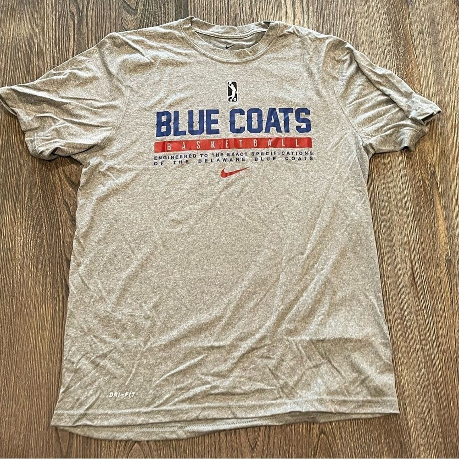 Nike NWOT Nike Womens Dri-Fit WNBA Delaware Blue Coats T-Shirt M Size M / US 6-8 / IT 42-44 - 1 Thumbnail