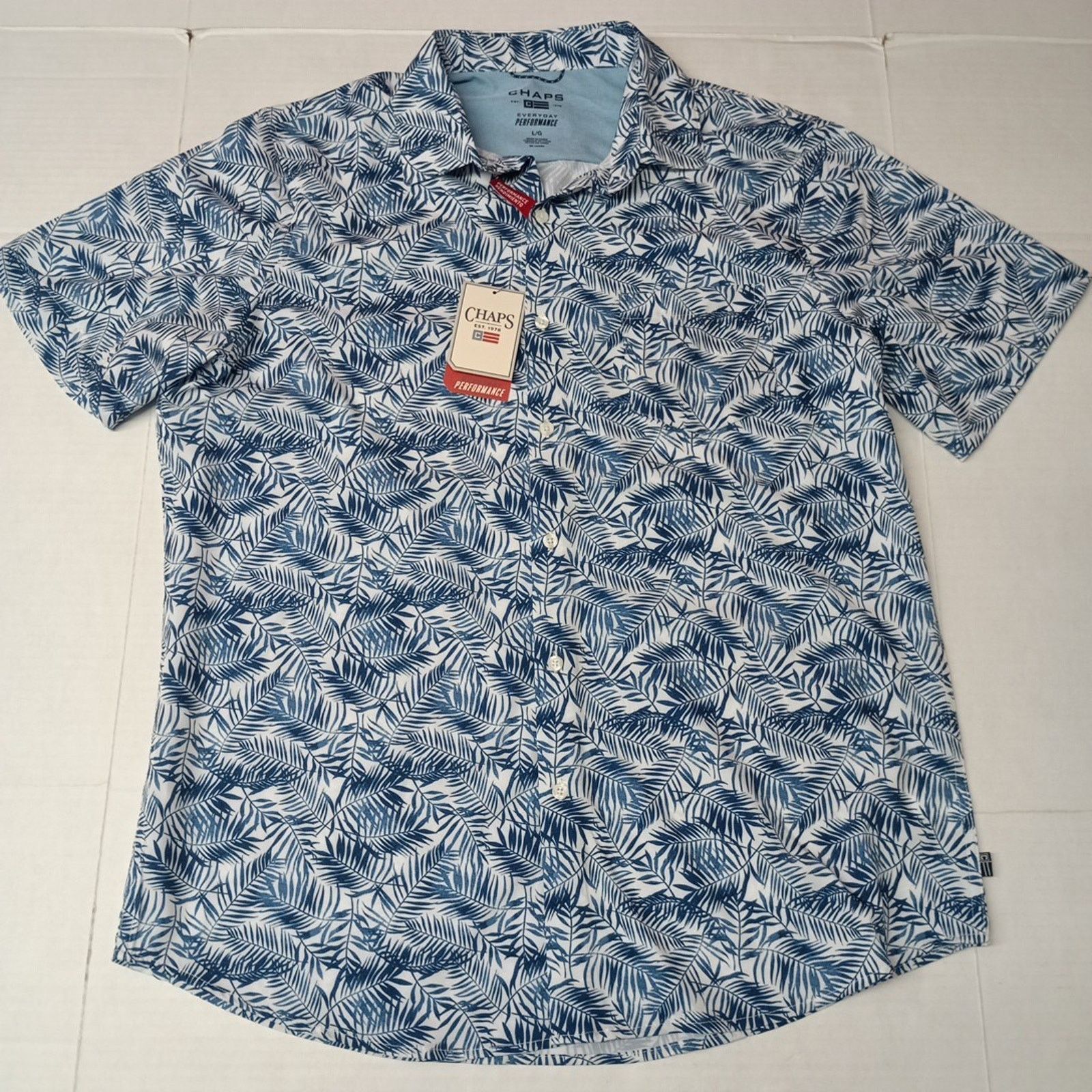Chaps Chaps Woven Shirt Men's Size L Blue Floral Stretch UPF 50 Size US L / EU 52-54 / 3 - 1 Thumbnail
