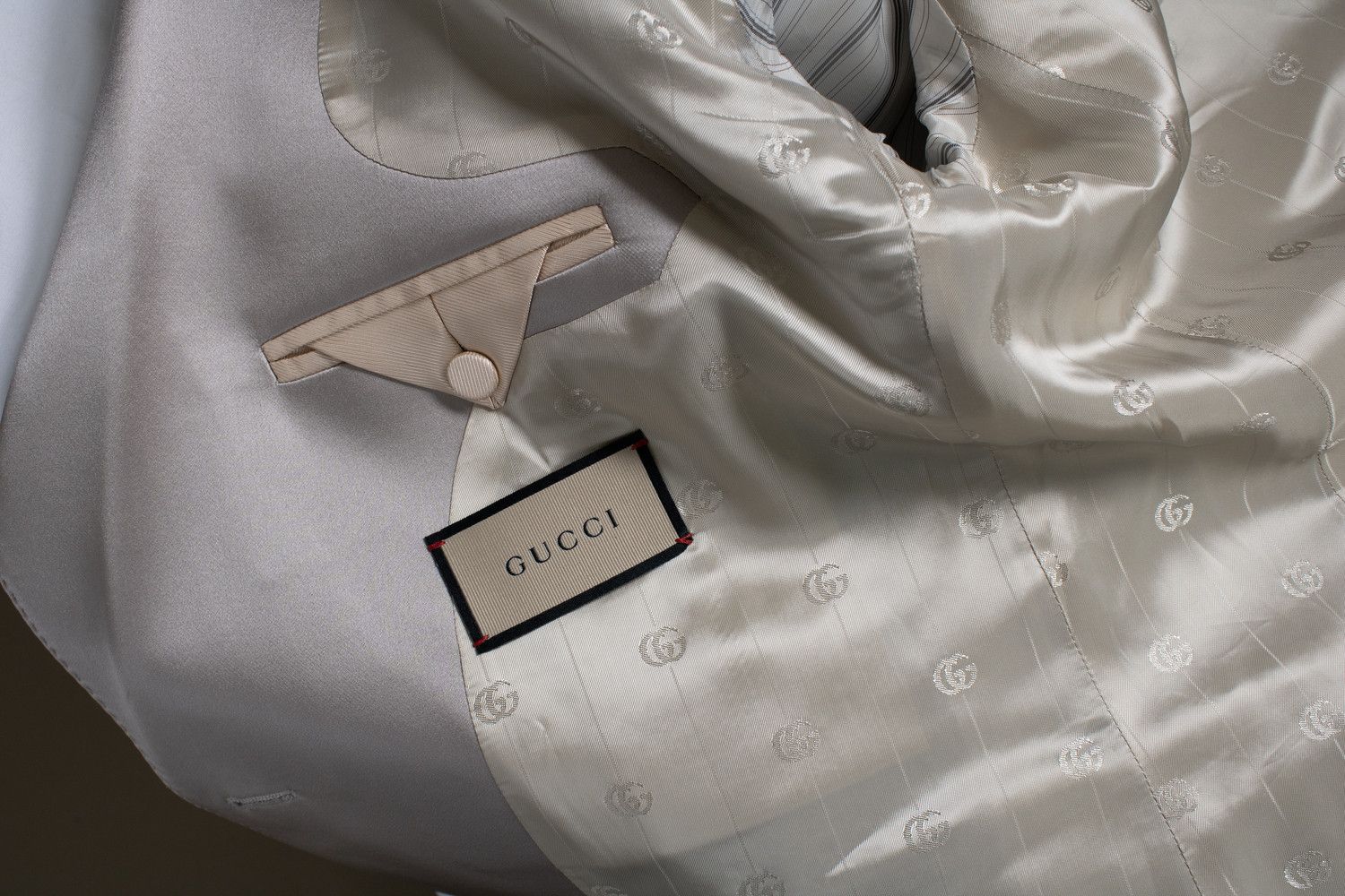 Gucci Gucci, satin double breasted blazer in light pink Size 54R - 8 Thumbnail