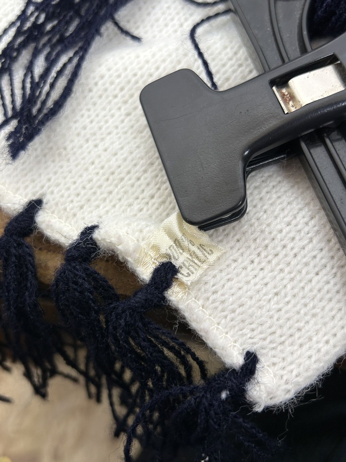 Vintage 90s Vintage Tottenham FC Spurs Rubber Badge Fanwear Scarf Size ONE SIZE - 6 Thumbnail