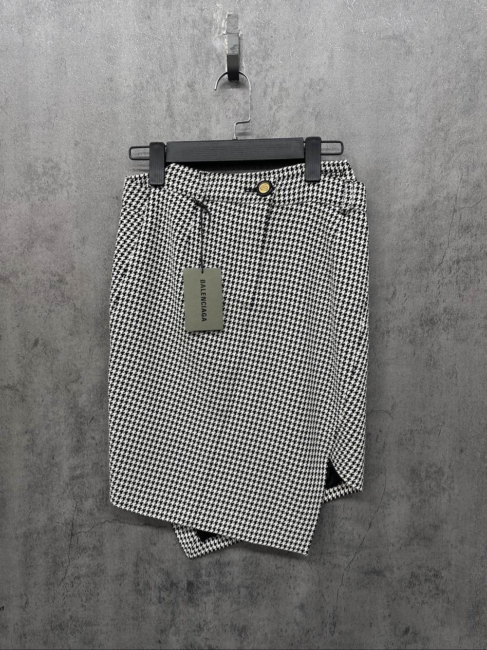 Balenciaga Balenciaga Houndstooth Mini Skirt Size 34 Size 24" / US 00 / IT 34 - 1 Thumbnail