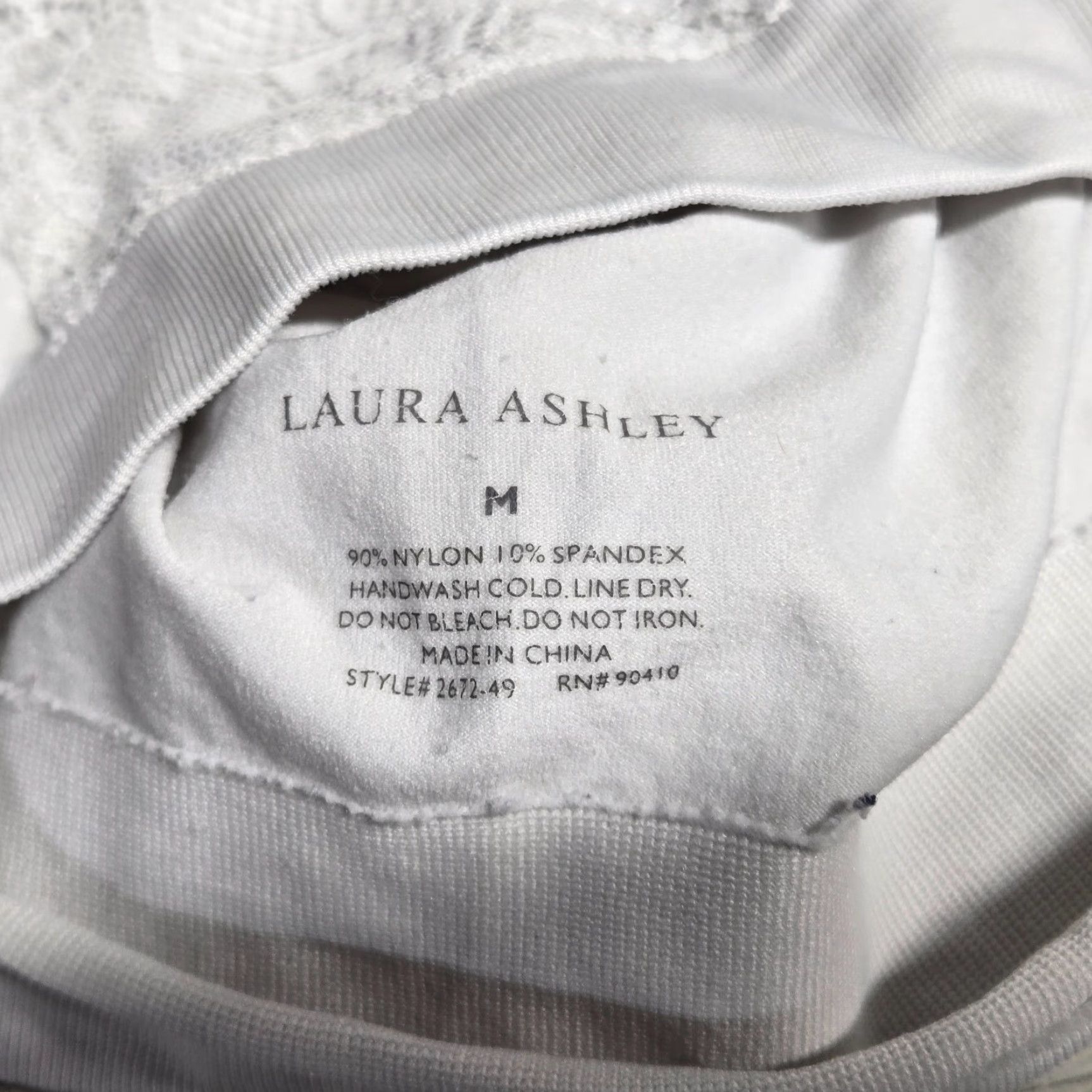 Laura Ashley Laura Ashley Comfort Bra Set Wireless Racerback Adult Medium White Solid Classic Womens Size ONE SIZE - 3 Thumbnail