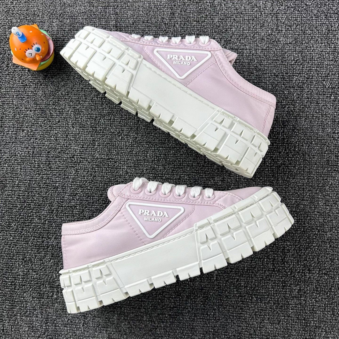 Prada Prada Pink Platform Cookie Sneakers 36 Triangle Logo Size US 6 / IT 36 - 4 Thumbnail