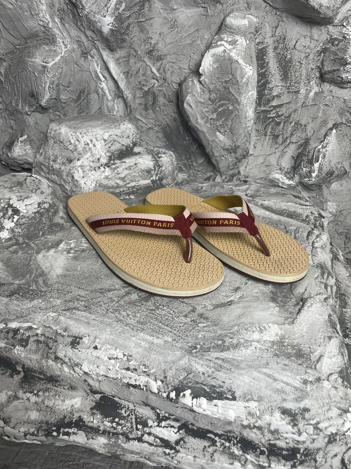 Louis Vuitton Louis Vuitton Monogram Flower Rubber Sandals Size ~39 Size US 8.5 / IT 38.5 - 1 Thumbnail