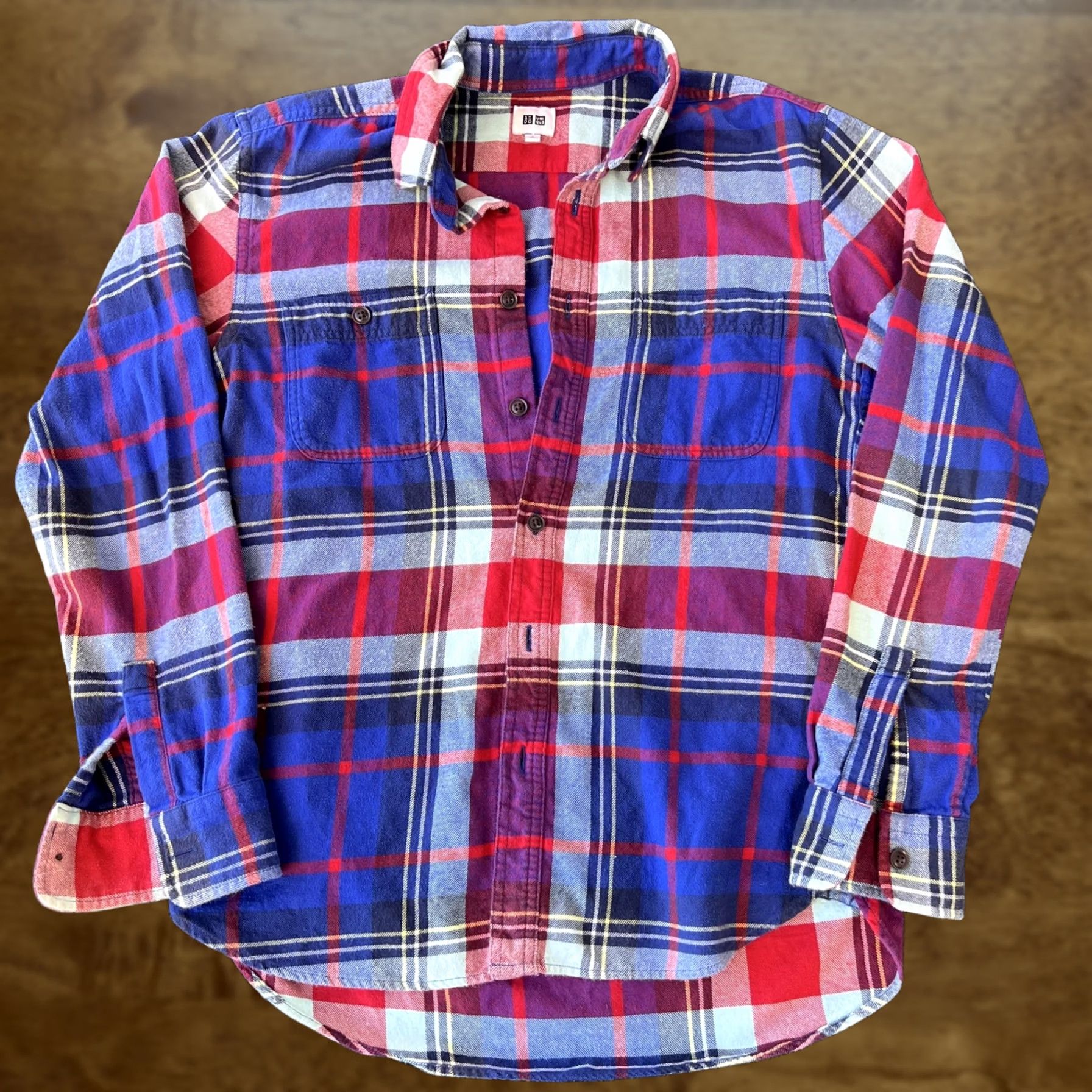 Uniqlo Uniqlo Shirt Mens Small Red Blue Plaid Flannel Cotton Button Front Long Sleeve Size US S / EU 44-46 / 1 - 1 Thumbnail
