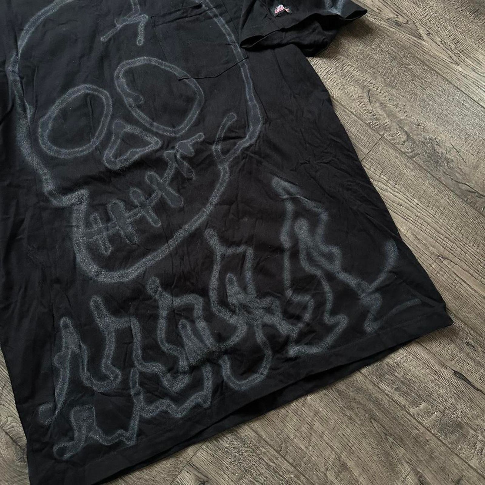 Dickies Y2K Dickies Wire Grunge Skull Tattoo Flames Skate Tee Size US XL / EU 56 / 4 - 3 Thumbnail