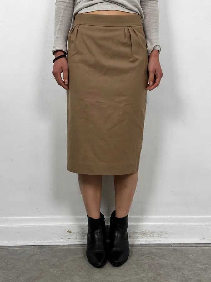 Moschino 2000s Moschino Beige Classy Skirt Size 26" / US 2 / IT 38 - 1 Thumbnail