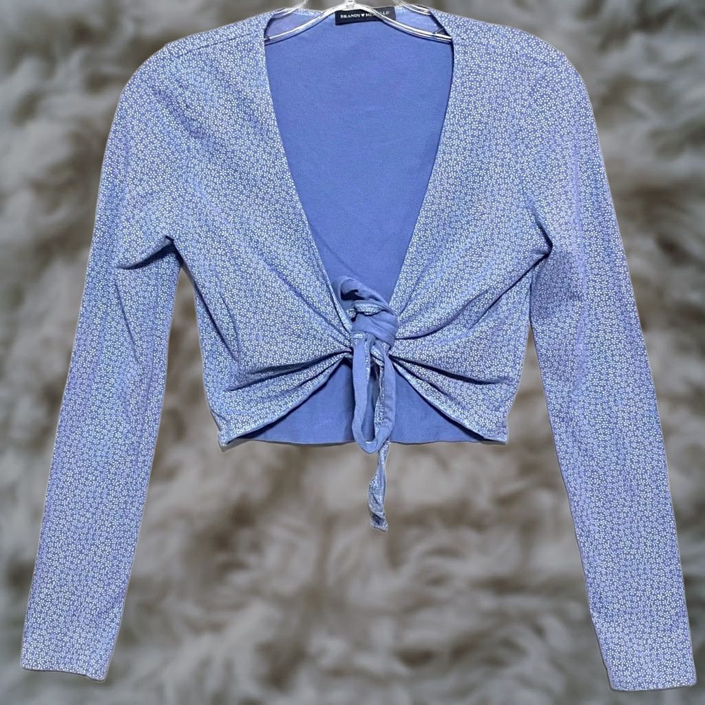 Brandy Melville Brandy Melville Floral Long Sleeve Crop Top Tie Front Cottage Milkmaid Prairie Blouse Womens M Blue Floral Spring Summer Casual Bohemian Size M / US 6-8 / IT 42-44 - 1 Thumbnail