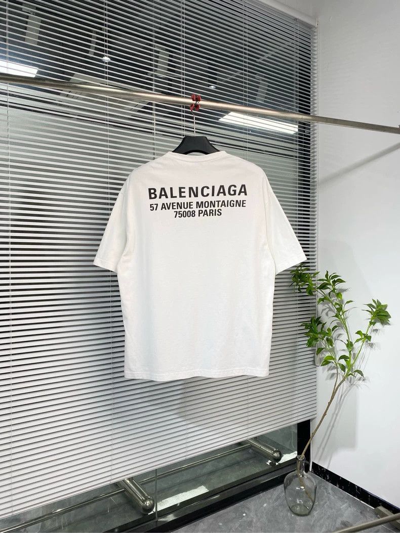Balenciaga Balenciaga Front and back lettered printed logo short sleev Size US S / EU 44-46 / 1 - 2 Thumbnail