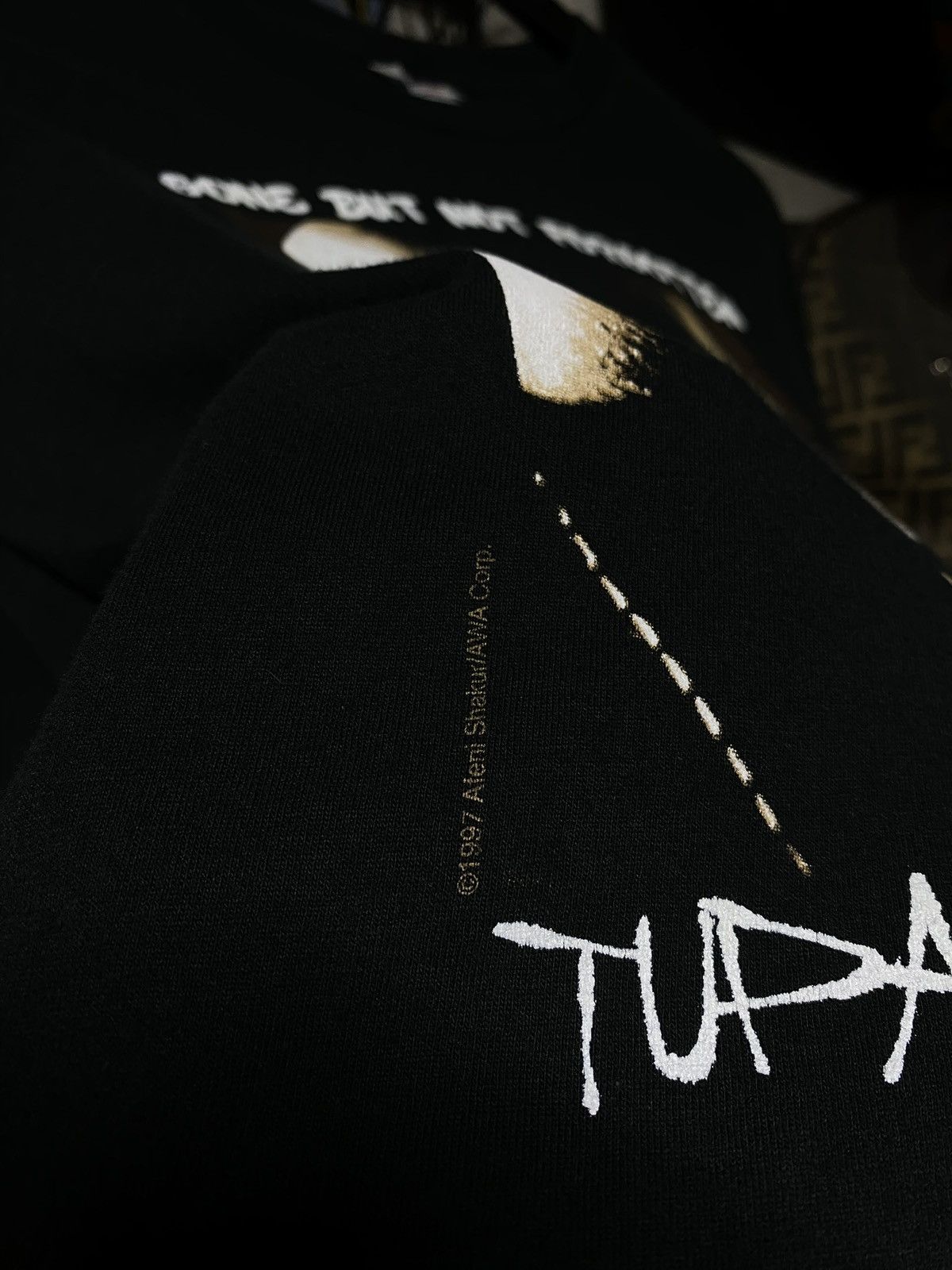 Vintage Vintage 90’s Tupac Rap T-Shirt 2Pac Memorial Tee Large Size US L / EU 52-54 / 3 - 3 Thumbnail