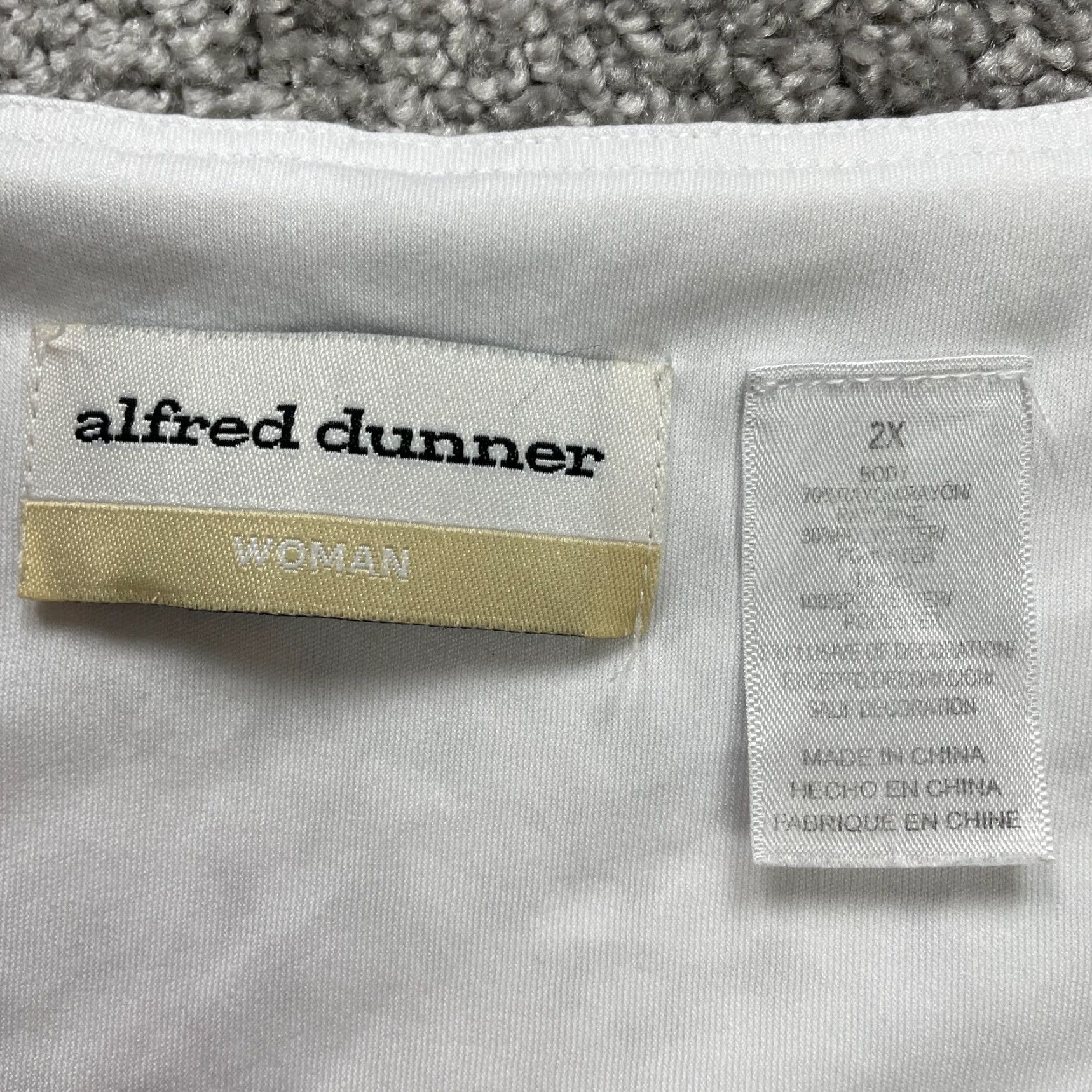 Vintage Alfred Dunner Blouse Womens 2XL White Lace Floral V-Neck Beaded Short Sleeve Top Size XXL / US 16-18 / IT 52-54 - 4 Thumbnail