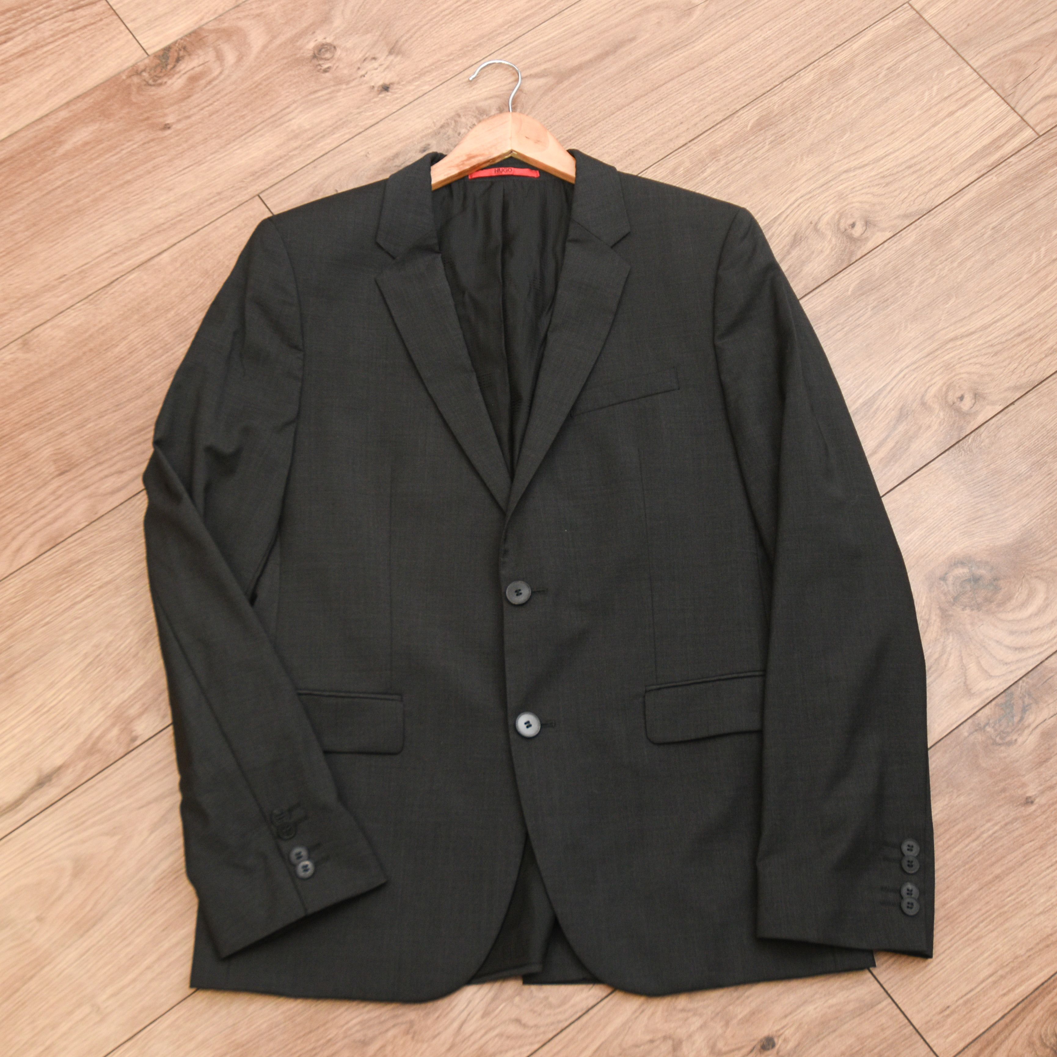 Hugo Boss Hugo Boss Business Suit Grey Black Sz 40R Virgin Wool Size 40R - 7 Thumbnail