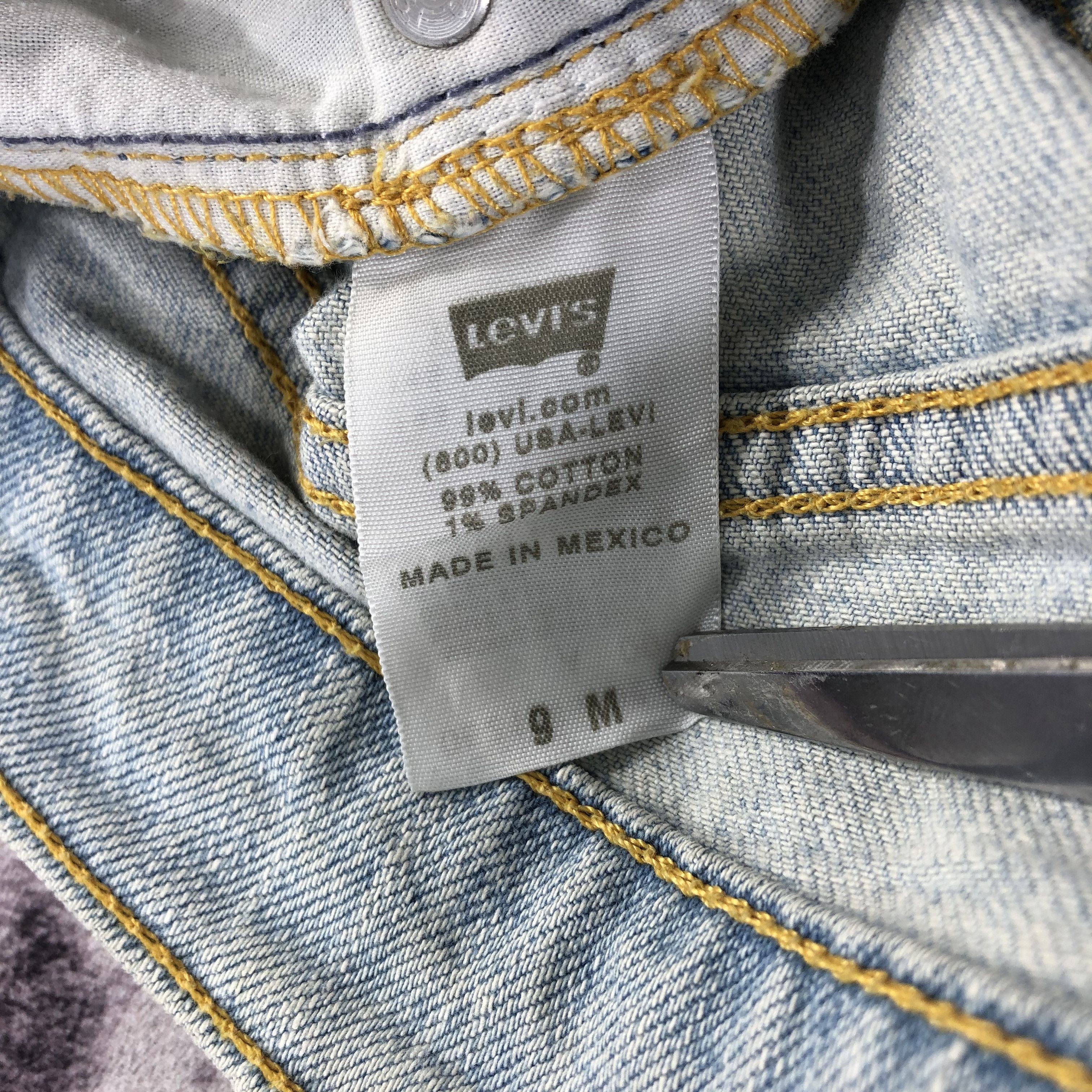 Levi's × Vintage Vintage Light Wash Levis 513 Jeans-JM2893 Size US 35 - 13 Thumbnail