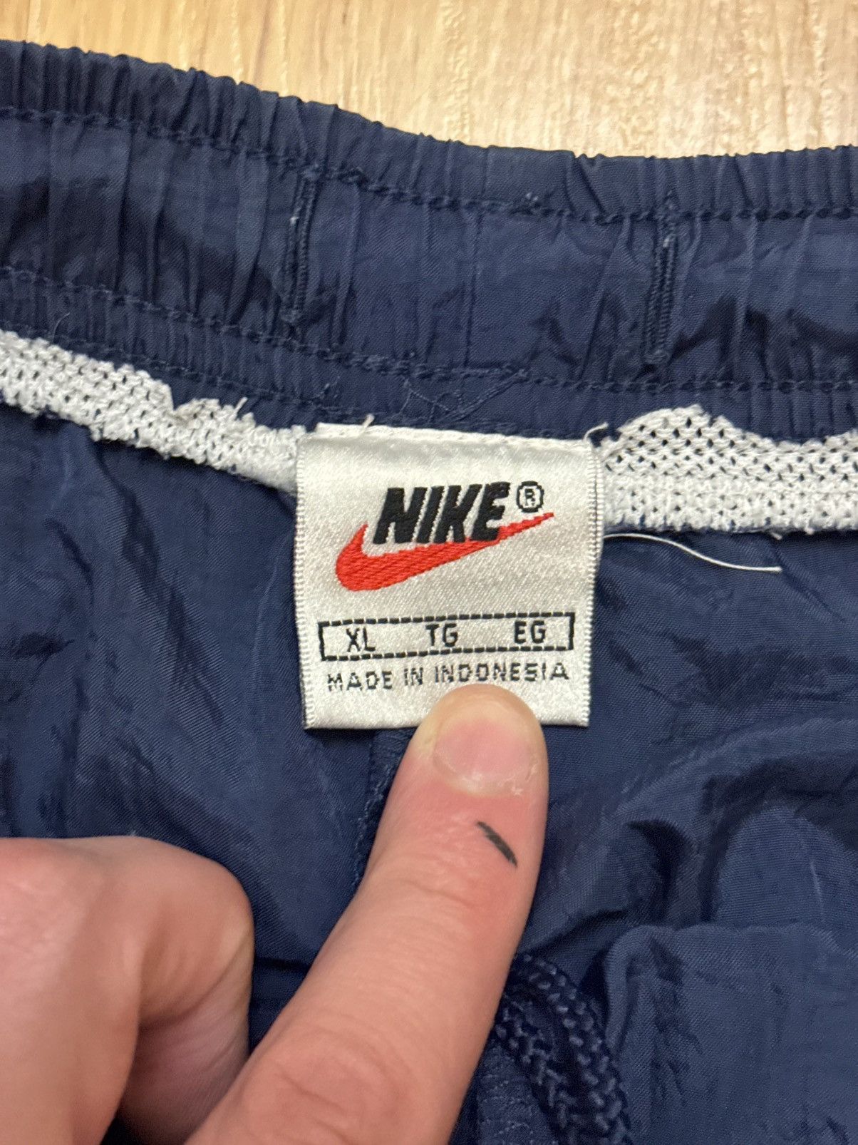 Nike Vintage Nike Shorts Swiming Trucks XL Nylon Blue Streetwear Size US 34 / EU 50 - 15 Thumbnail