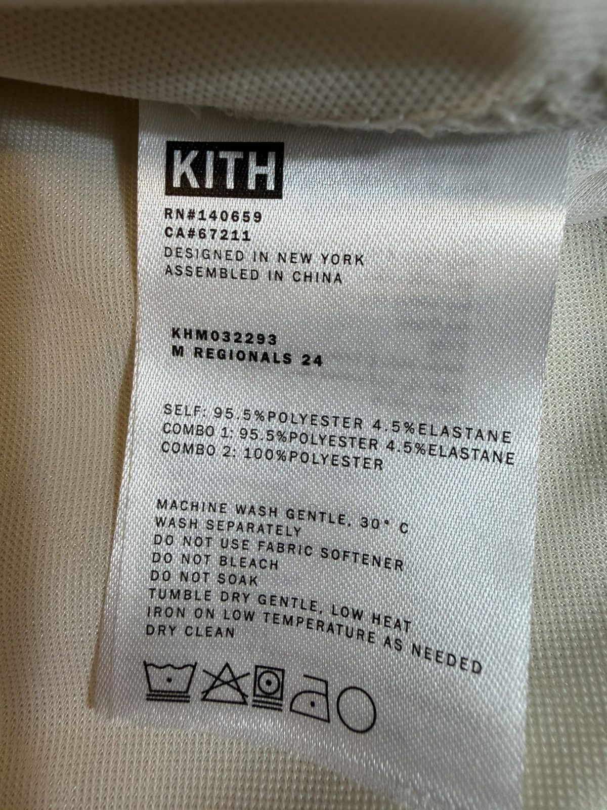 Kith Kith NY Edison Soccer Jersey top size large Size US L / EU 52-54 / 3 - 9 Thumbnail