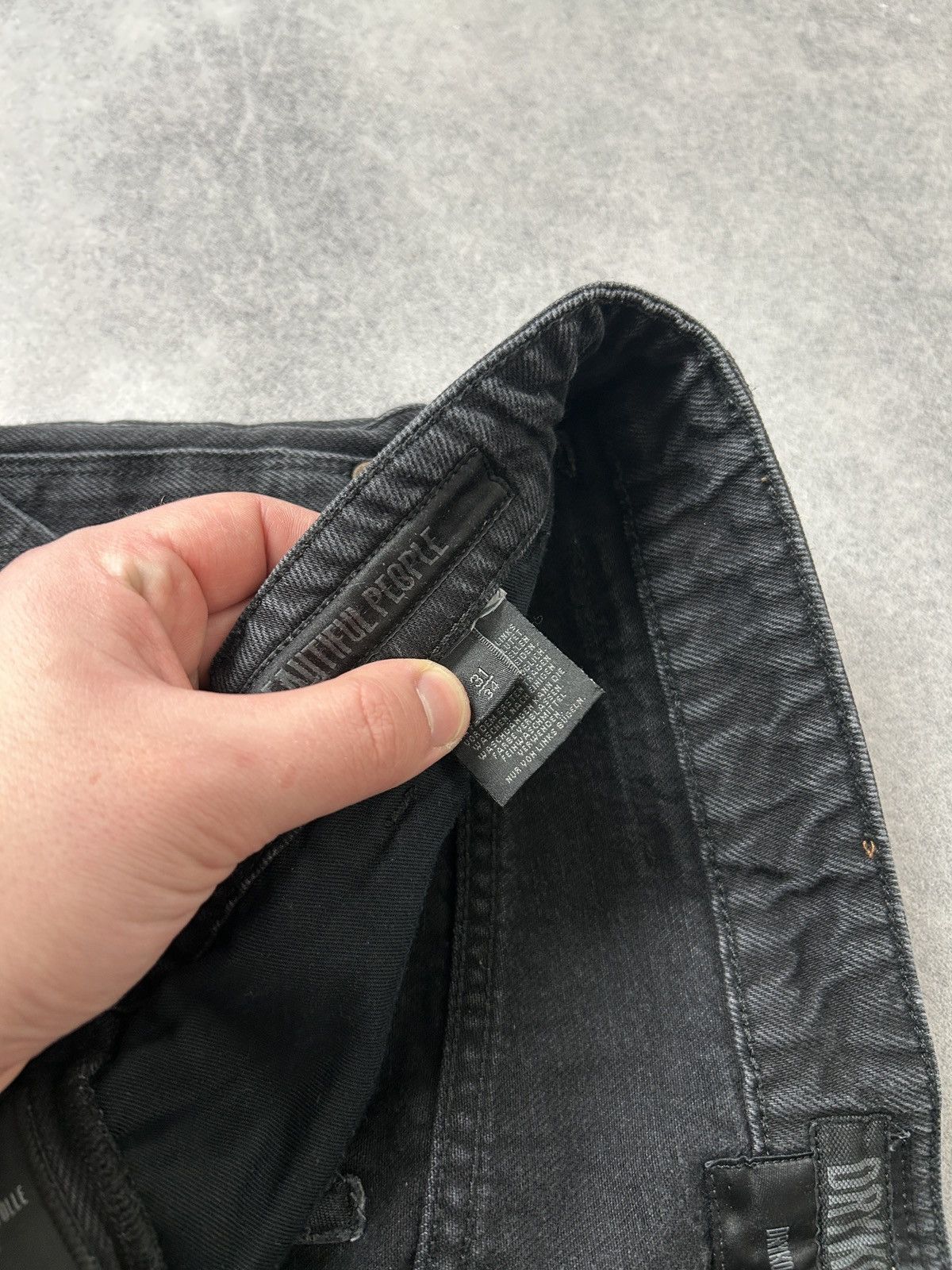 DRYKORN Drykorn black wide leg denim jeans in a modern relaxed Size US 31 - 6 Thumbnail
