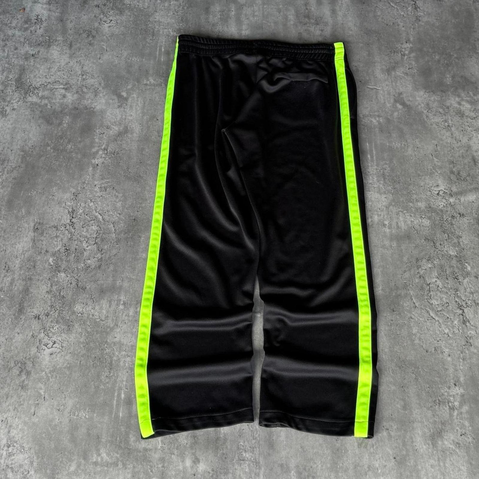 Nike × Nike ACG × Vintage Vintage Y2K Nike Baggy Skater Technical Drill Sweatpants Size US 34 / EU 50 - 2 Thumbnail