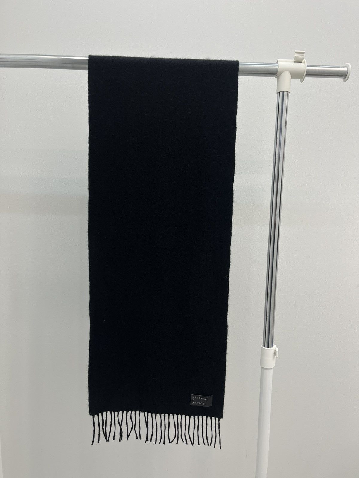 Begg x Co Begg Co x Hawico Pure Cashmere Fringe Scarf Size ONE SIZE - 1 Thumbnail