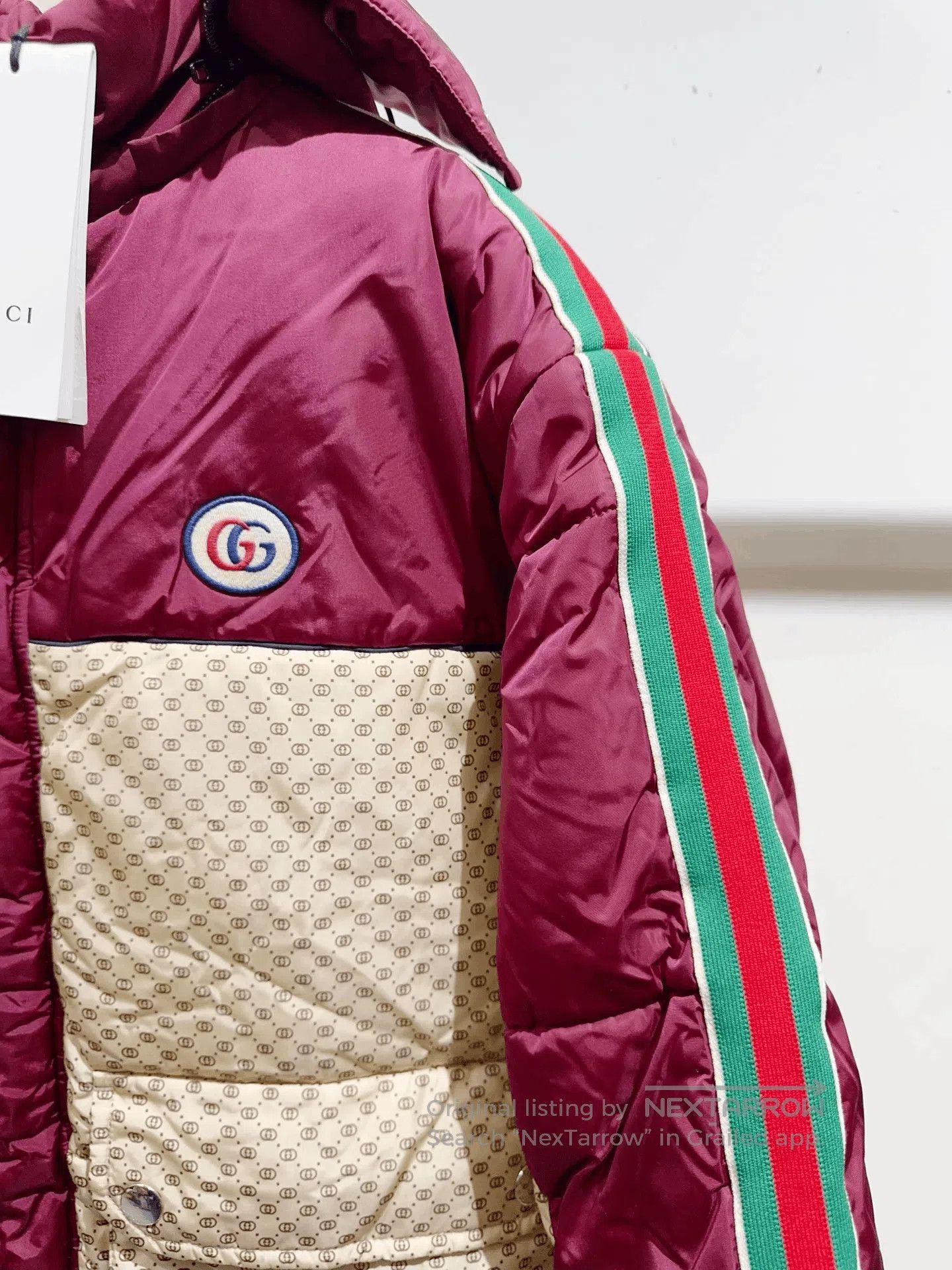 Gucci Gucci Women's Down Jacket. Size XS / US 0-2 / IT 36-38 - 2 Thumbnail