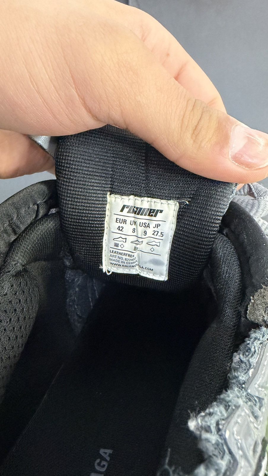 Balenciaga Balenciaga Runner - Grey/Black Size US 9 / EU 42 - 10 Thumbnail