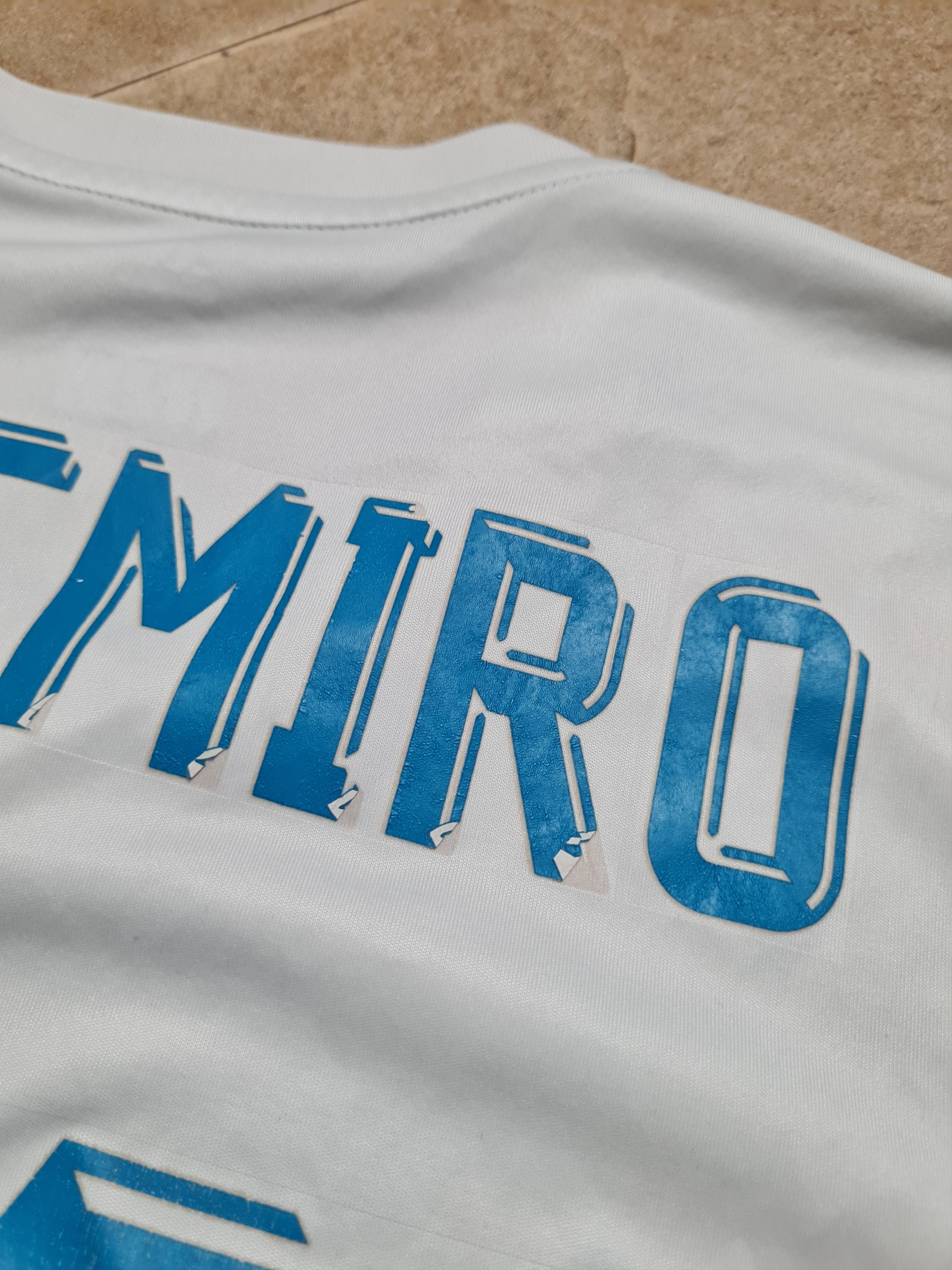 Adidas Real Madrid Adidas #14 CASEMIRO 2017/18 Home Soccer Shirt S Size US S / EU 44-46 / 1 - 24 Thumbnail