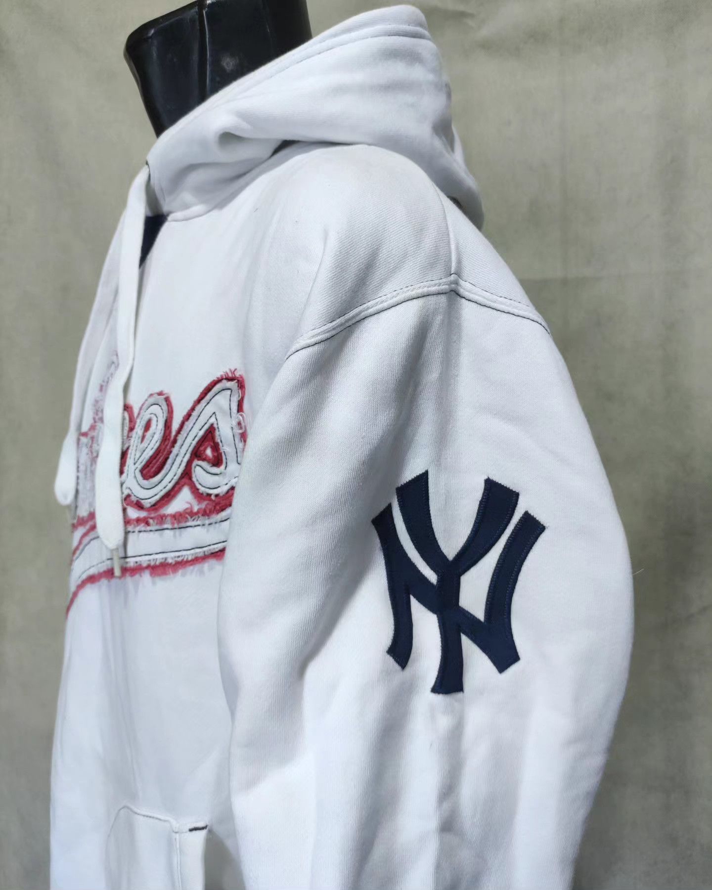 Cooperstown Collection × New York Yankees × Vintage CONTRAST STITCHING NY YANKEES COOPERSTOWN COLLECTION HOODIE Size US XL / EU 56 / 4 - 7 Thumbnail