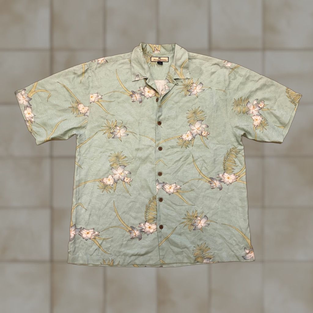 Tommy Bahama Tommy Bahama Relax Hawaiian Shirt Mens L Green Floral Palm EUC Shirt Size US L / EU 52-54 / 3 - 1 Thumbnail