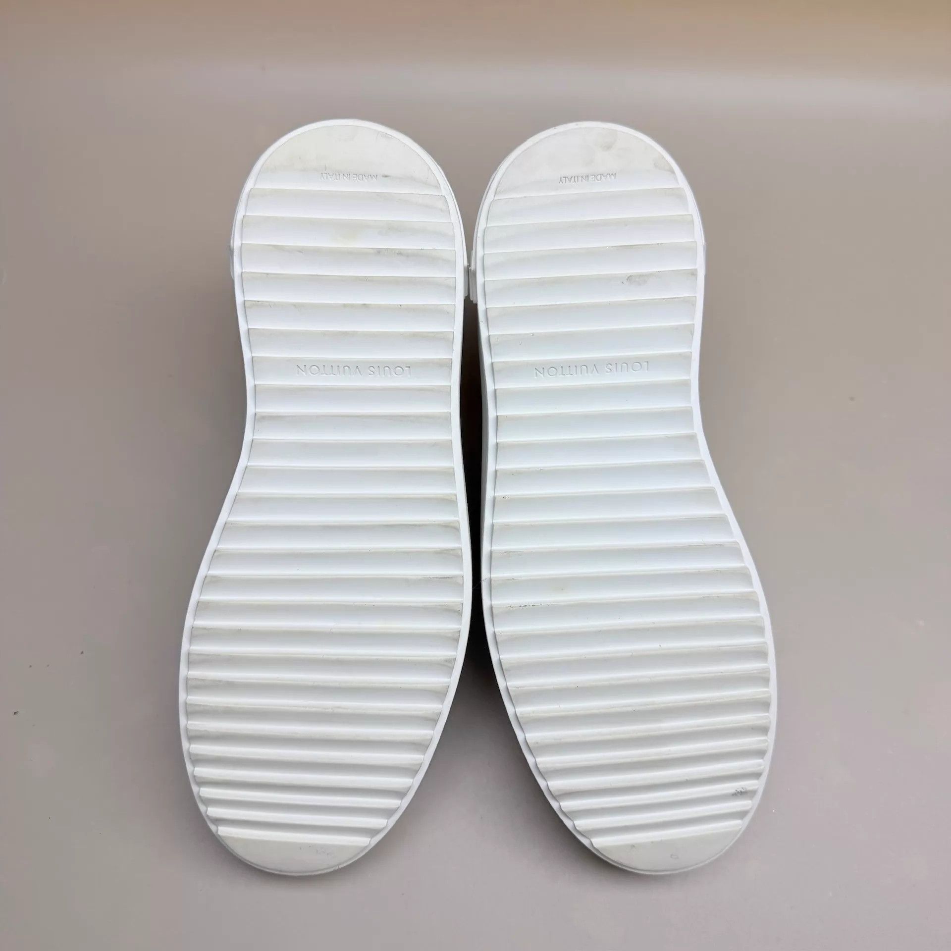 Louis Vuitton LV TimeOut W/B Embossed Platform Shoes 38 95new Size US 7.5 / IT 37.5 - 6 Thumbnail