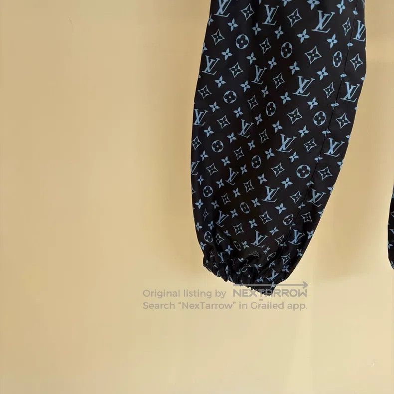 Louis Vuitton Louis Vuitton Sports pants with presbyopia full of logo pa Size US 34 / EU 50 - 5 Thumbnail