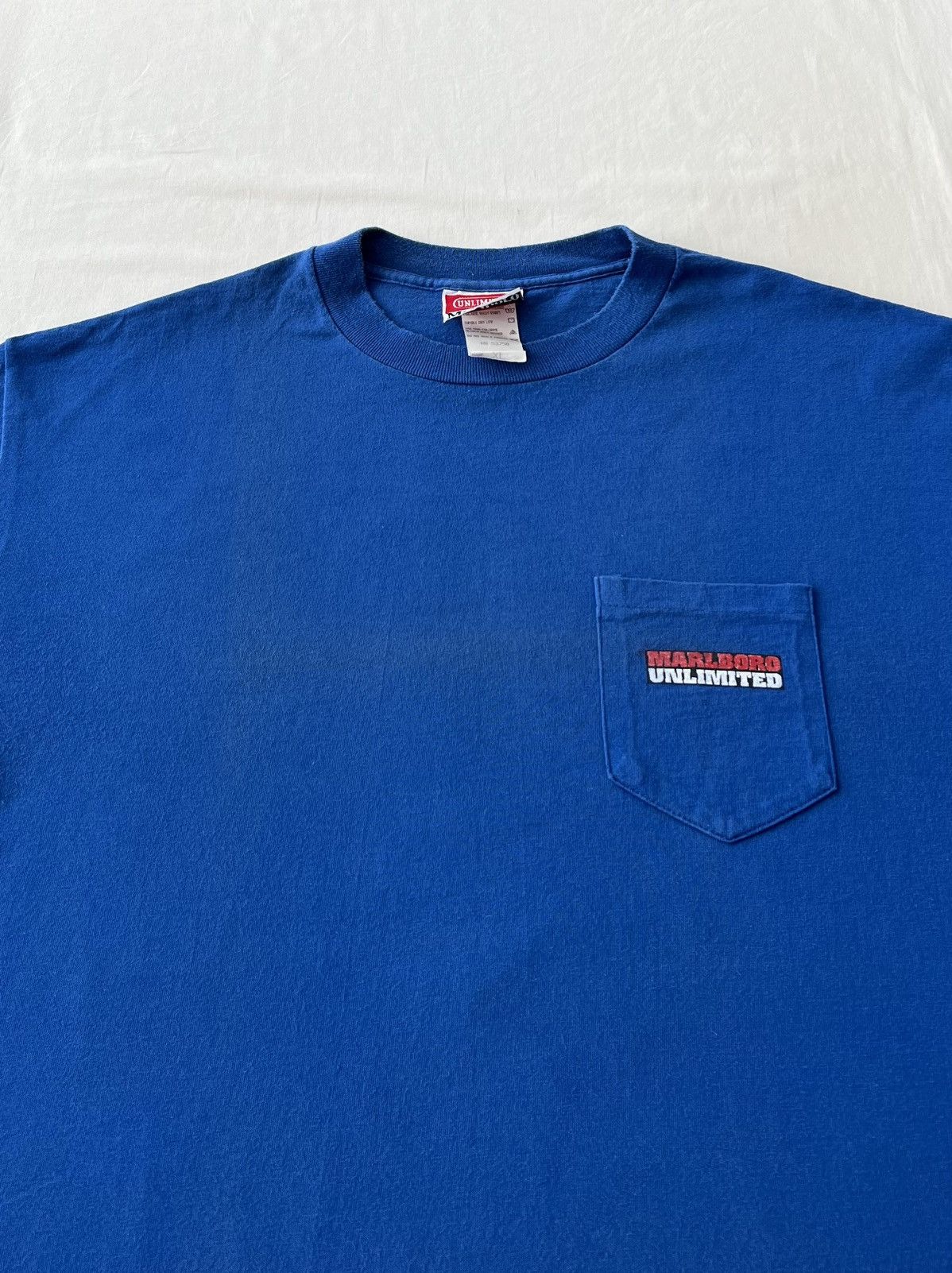 Marlboro Vintage 90s Marlboro Unlimited Wolf Pocket Blue T-shirt Size US XL / EU 56 / 4 - 3 Thumbnail