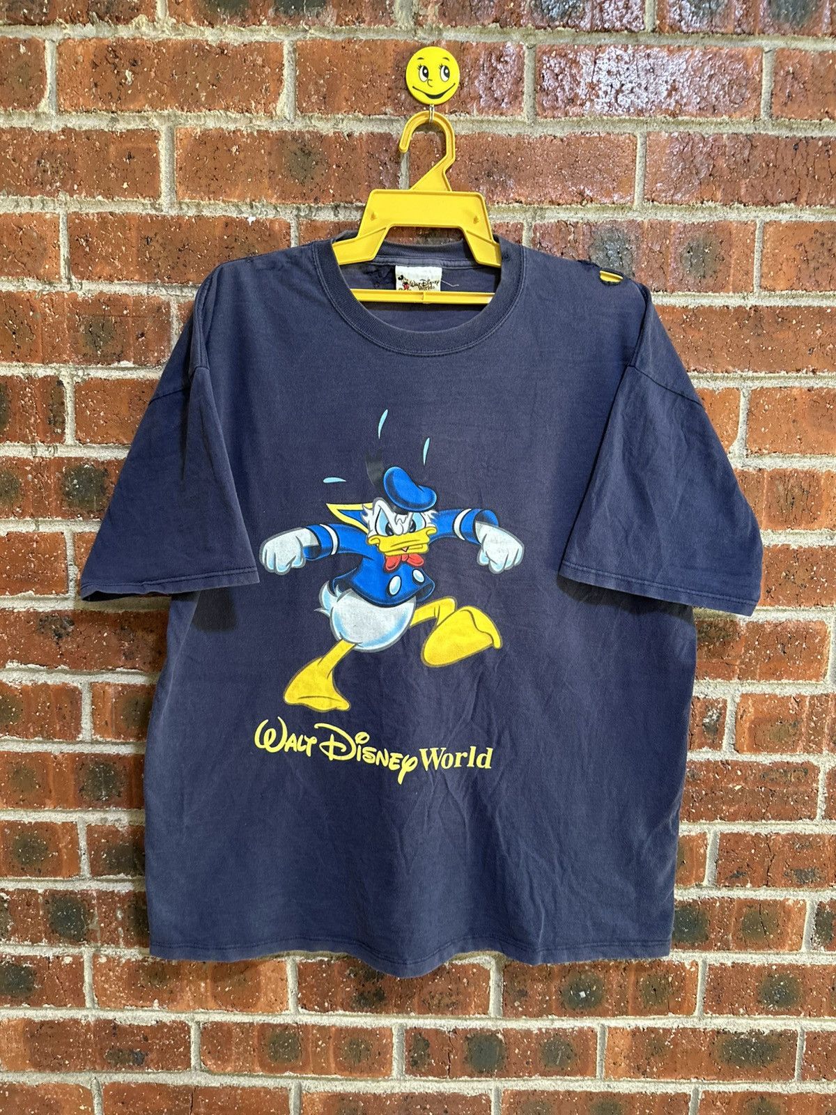 Disney × Mickey Mouse × Vintage Vintage Disney Donald duck Sun Faded Tee Size US XL / EU 56 / 4 - 1 Thumbnail