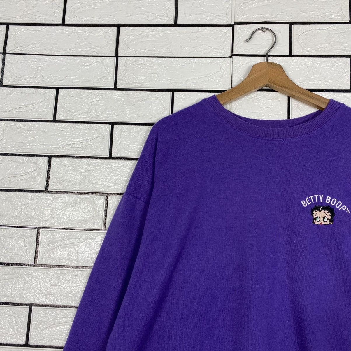 Japanese Brand Vintage Sweatshirt Betty Boop Big Logo Size US L / EU 52-54 / 3 - 8 Thumbnail