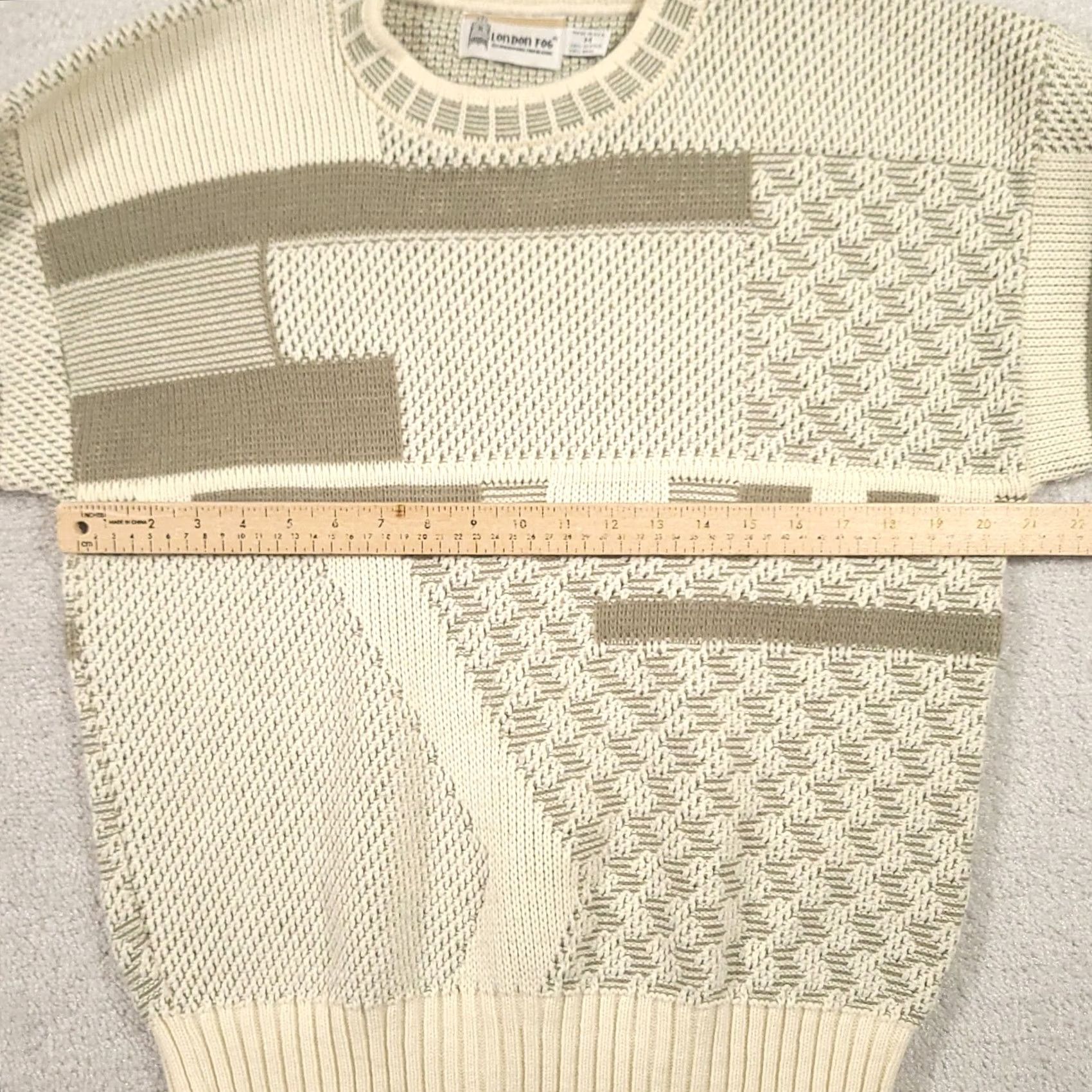 London Fog VINTAGE London Fog Sweater Mens M Wool Beige Geometric Crewneck Pullover 90s Size US L / EU 52-54 / 3 - 3 Thumbnail