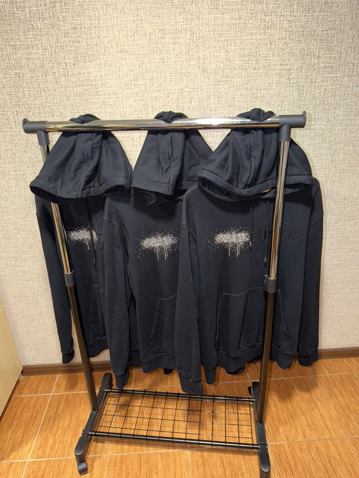 Palm Angels PALM ANGELS RHINESTONE SPRAYED HOODIE read the description Size US M / EU 48-50 / 2 - 1 Thumbnail