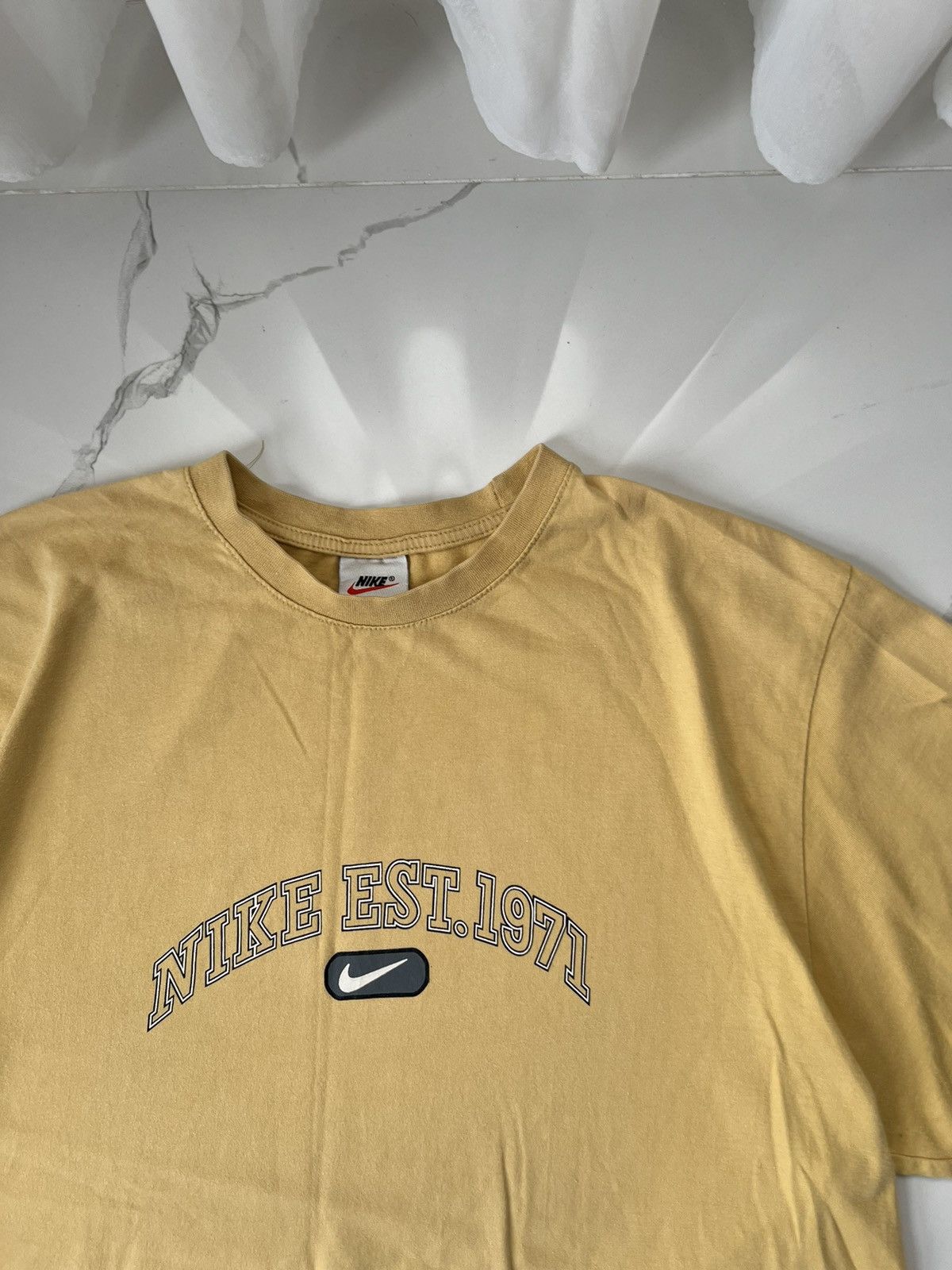 Nike × Vintage 90's RARE NIKE RETRO EST 1971 SWOOSH LOGO Y2K TEE Size US L / EU 52-54 / 3 - 2 Thumbnail
