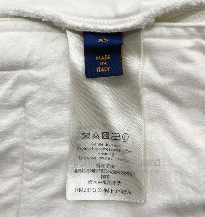 Louis Vuitton Louis Vuitton size xs Dark full print white pants Size US 28 / EU 44 - 6 Thumbnail