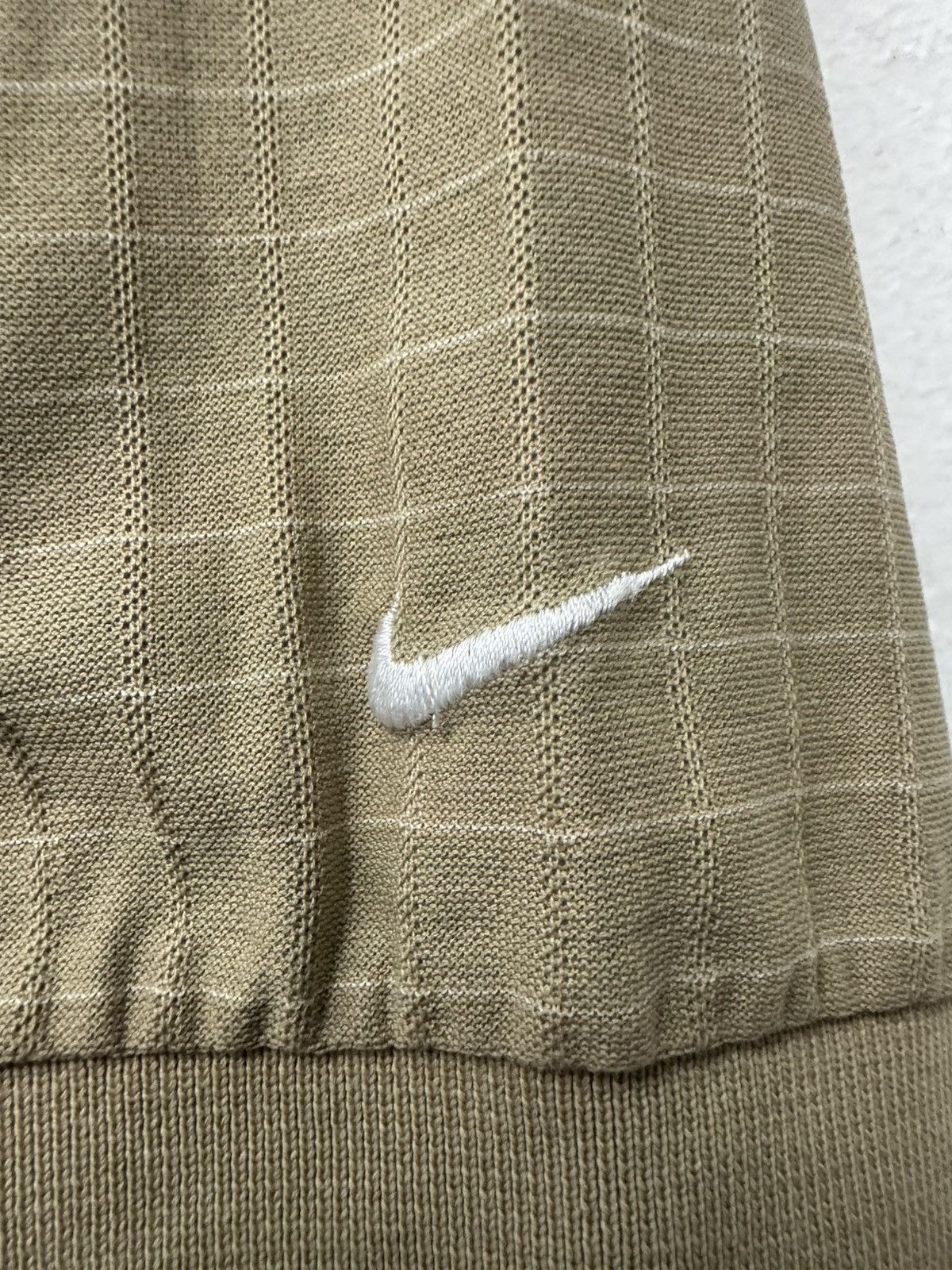 Nike Vintage Nike Tiger Woods Embroidered Logo Polo Stripes Shirt Size US L / EU 52-54 / 3 - 4 Thumbnail