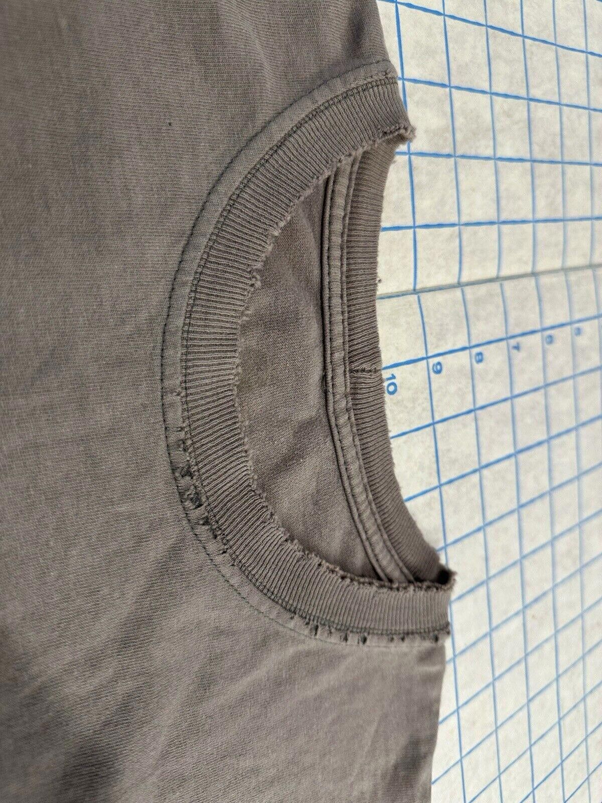 Carhartt Carhartt Shirt Long Sleeve Distressed Thrashed Grey 22x28 Size US L / EU 52-54 / 3 - 7 Thumbnail