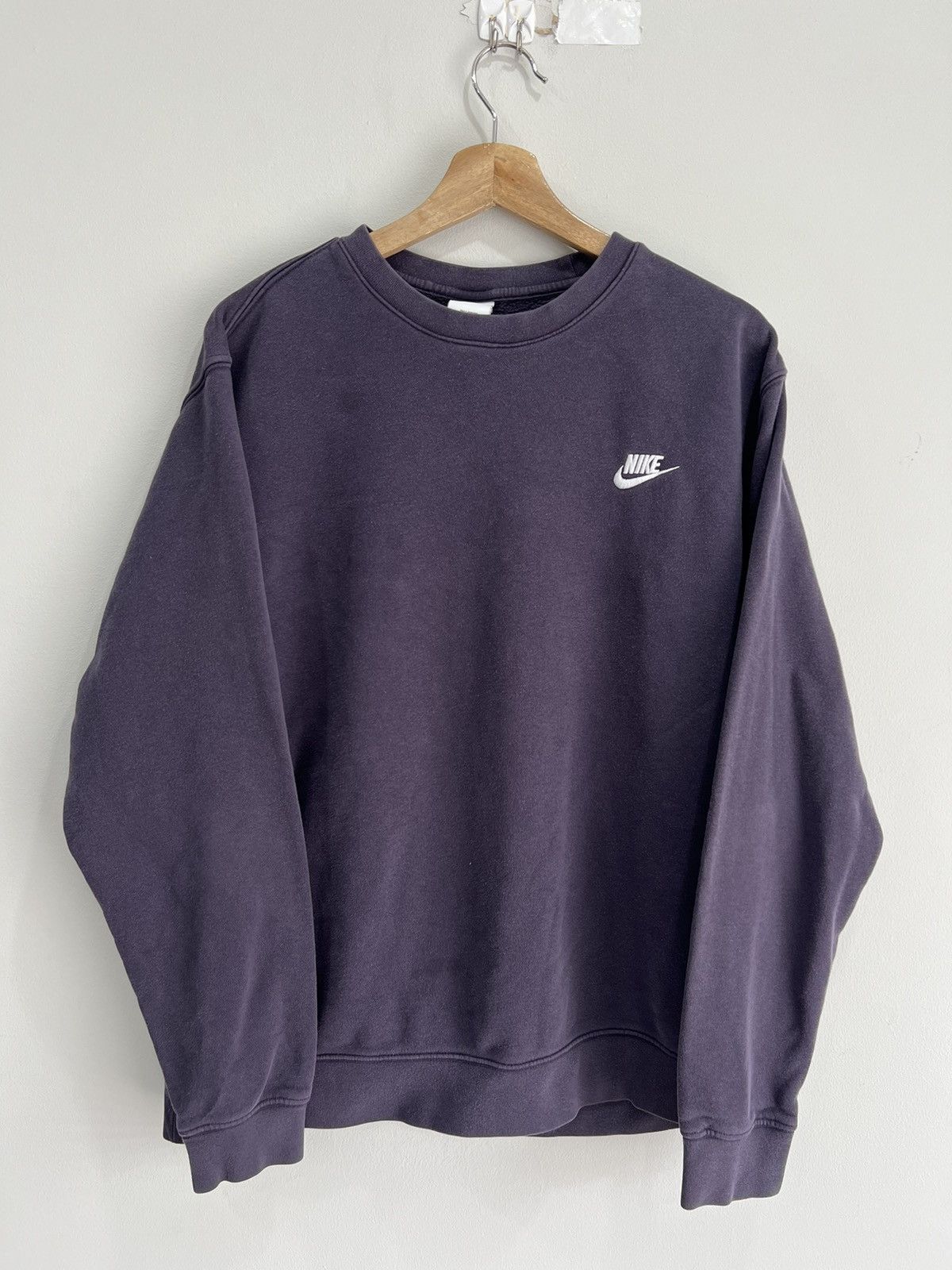 Vintage Vintage Nike Y2K Sweater Sweatshirt Swoosh Check Size US L / EU 52-54 / 3 - 1 Thumbnail