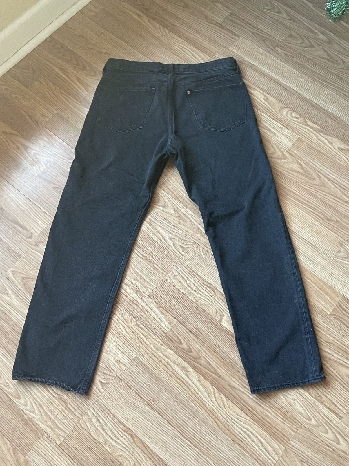 H&M H&M relaxed black jeans Size US 33 - 3 Thumbnail